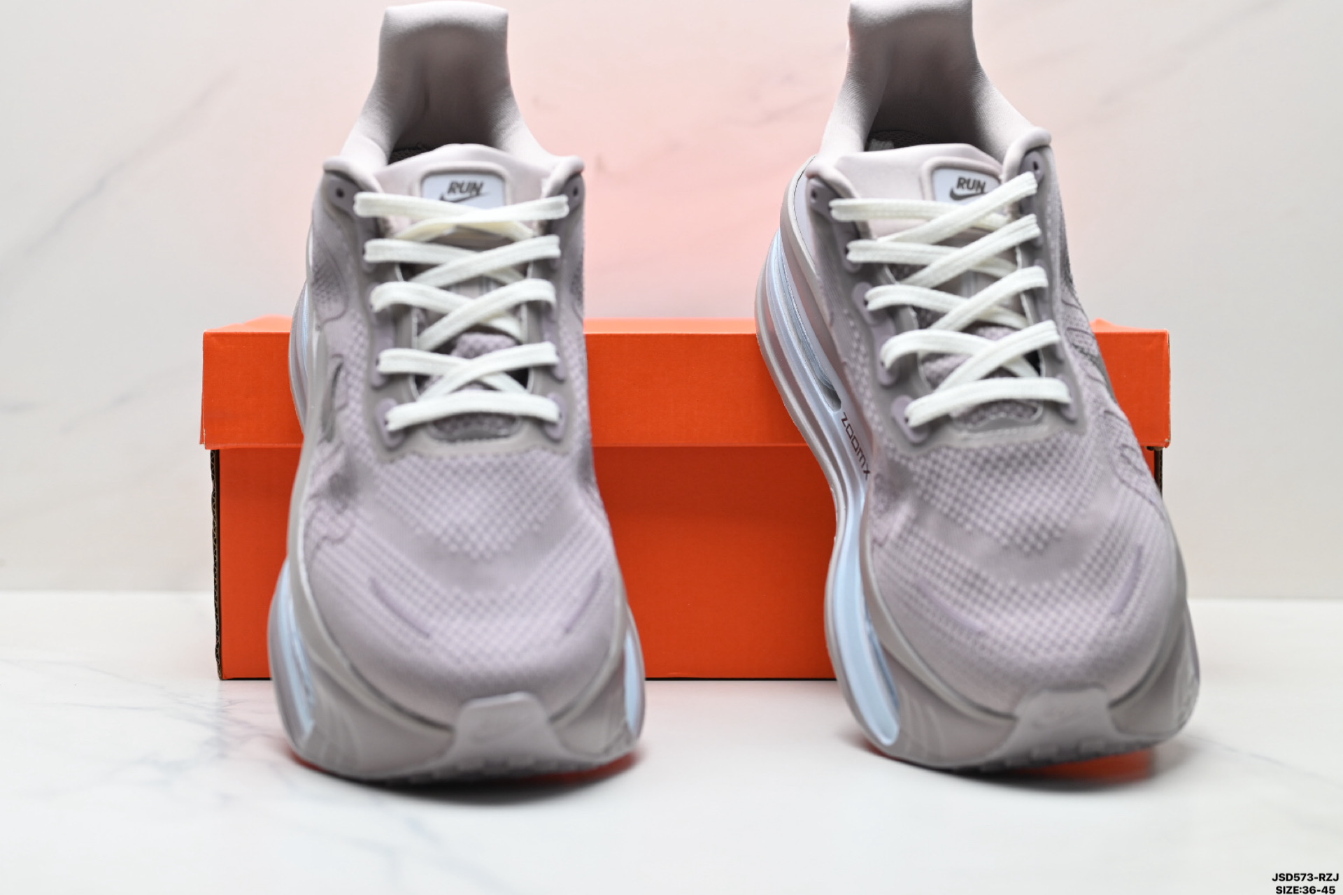 Nike VOMERO PREMIUM 耐克 舒适减震防滑 低帮跑步鞋 全掌ReactX泡绵中底 FN8453-033-莆田鞋,莆田鞋货源,高仿鞋,高仿鞋货源,安福档口,莆田高仿鞋,莆田鞋批发,高仿鞋批发,莆田高仿运动鞋,高仿运动鞋,莆田运动鞋 Nike VOMERO PREMIUM 耐克 舒适减震防滑 低帮跑步鞋 全掌ReactX泡绵中底 FN8453-033