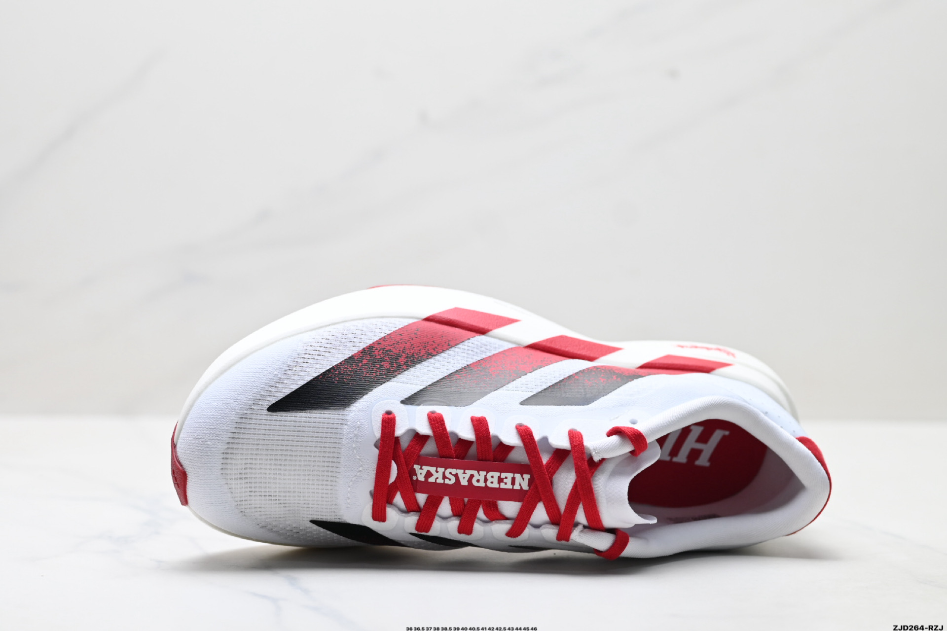 Adidas Adizero Evo SL 阿迪达斯 舒适百搭防滑耐磨 低帮 休闲跑步鞋 JQ4576