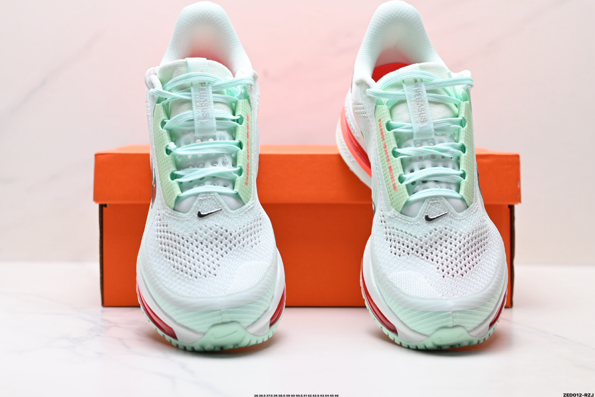 Nike Air Zoom Pegasus Premium 耐克 新款气垫缓震休闲跑步鞋 HQ2592-301