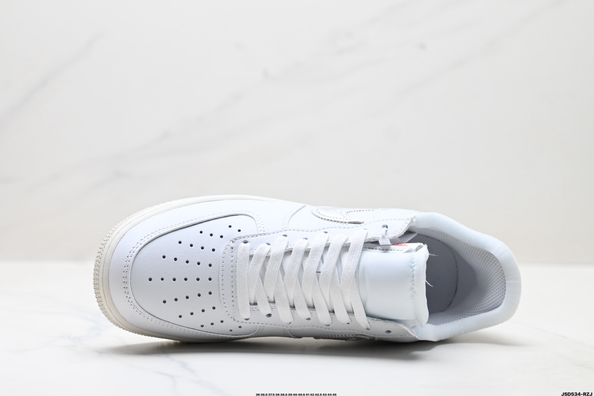 NIKE AIR FORCE 1‘07 AO4297-100