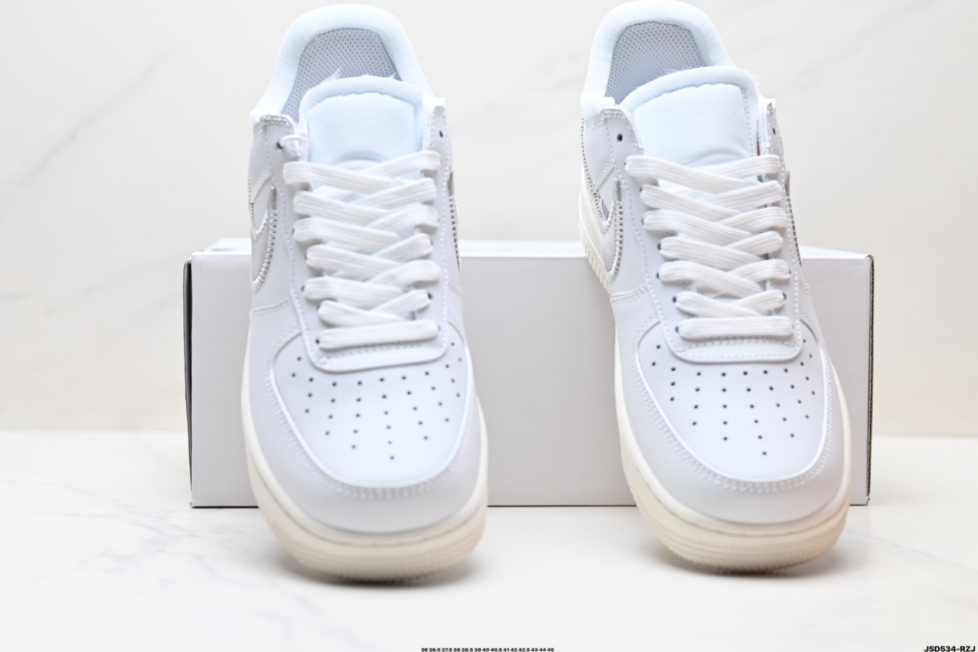 NIKE AIR FORCE 1‘07 AO4297-100