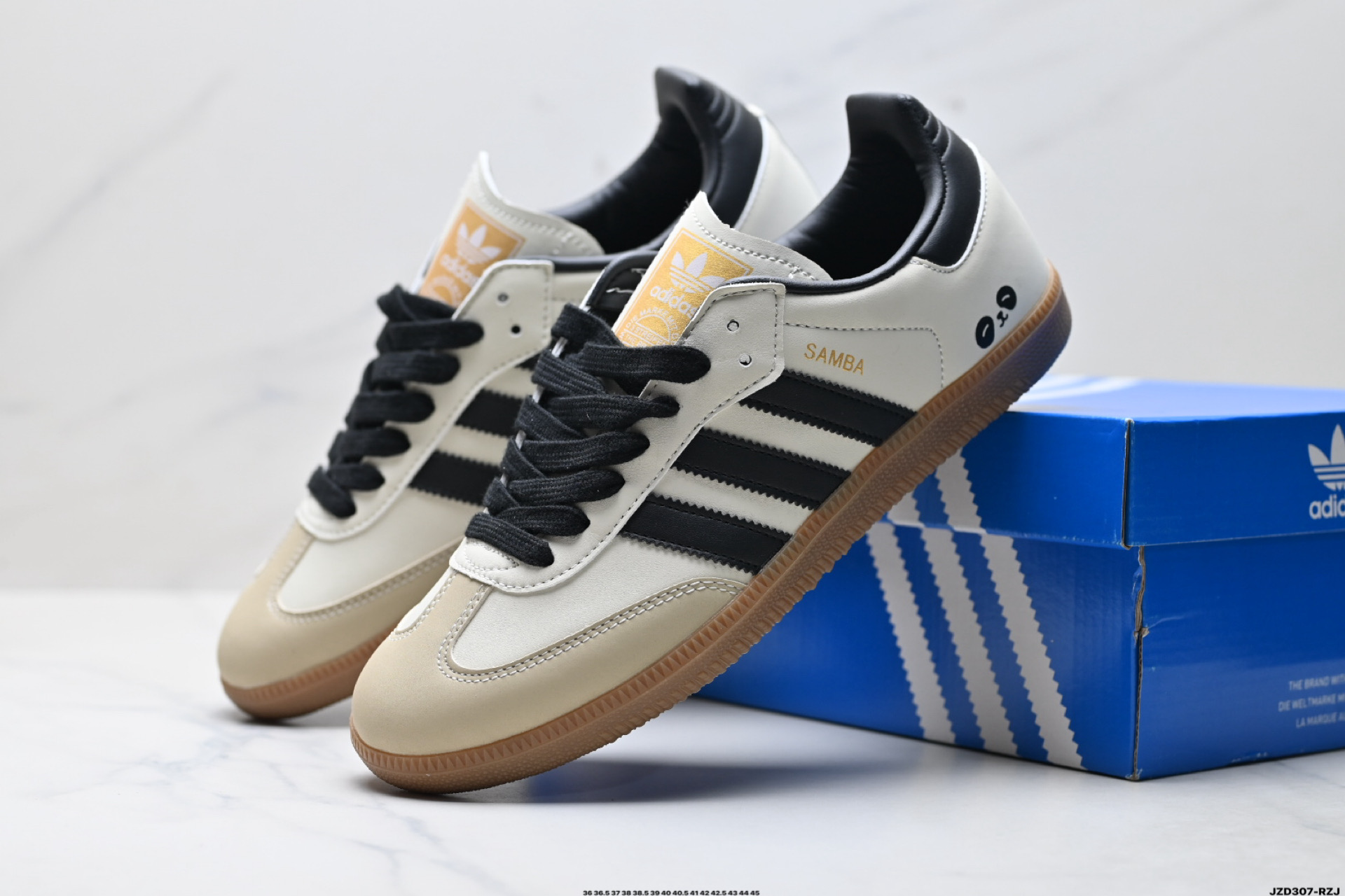 Adidas Originals Samba 桑巴舞系列 阿迪达斯 三叶草 绅士德训足球风百搭低帮休闲运动板鞋 IE4800