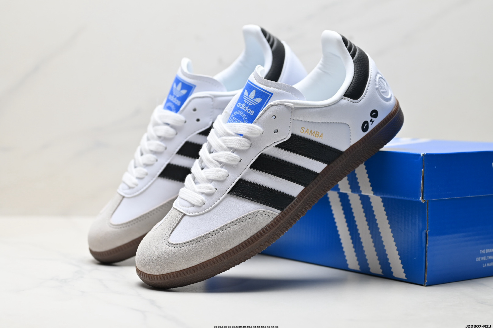 Adidas Originals Samba 桑巴舞系列 阿迪达斯 三叶草 绅士德训足球风百搭低帮休闲运动板鞋 IE4800