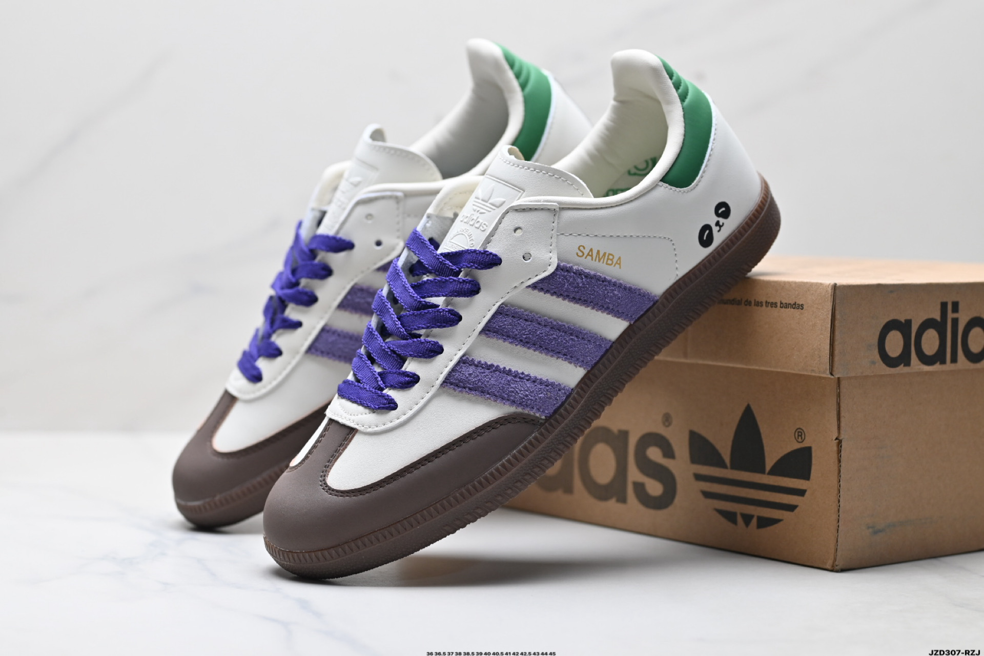 Adidas Originals Samba 桑巴舞系列 阿迪达斯 三叶草 绅士德训足球风百搭低帮休闲运动板鞋 IE4800