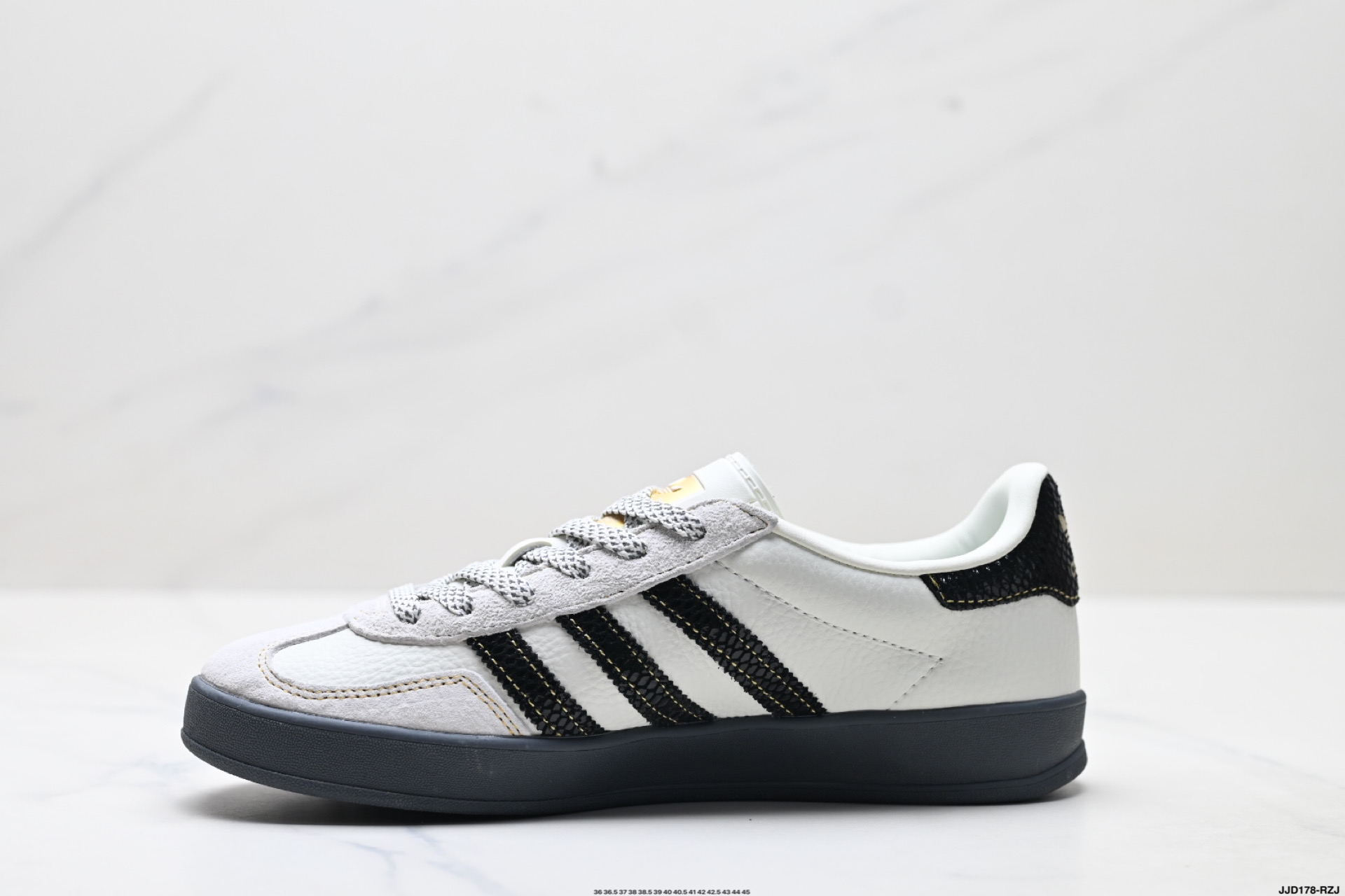 Adidas Originals Gazelle Indoor 'DIY' Zapatillas Casual - Elegancia y Comodidad 4 i1758387019973 1880 0 2