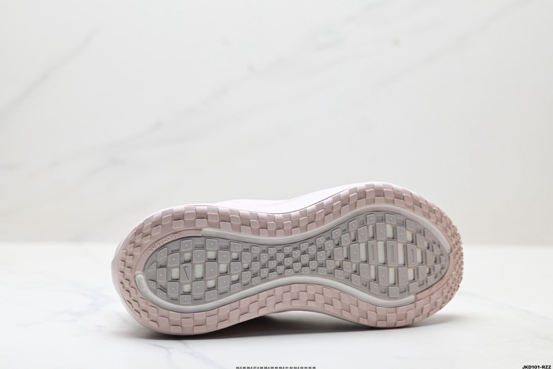 Nike Vomero Plus ReactX: Comodidad y Amortiguación para tus Carreras Diarias 10 i1758468894672 6143 0 8