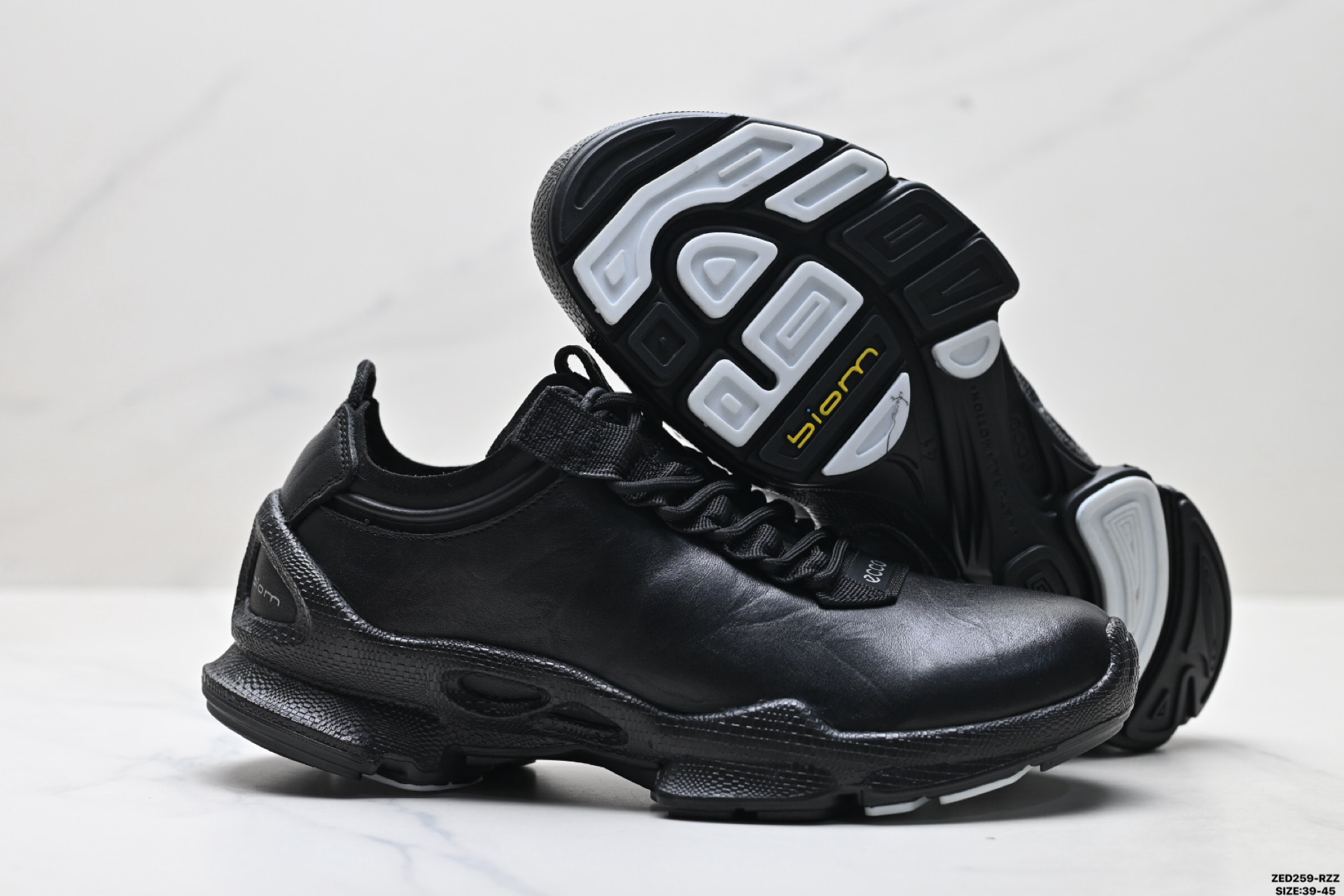 Ecco爱步 BIOM C-TRAIL系列 牛皮 圆头厚底系带 低帮 徒步鞋 822854-010