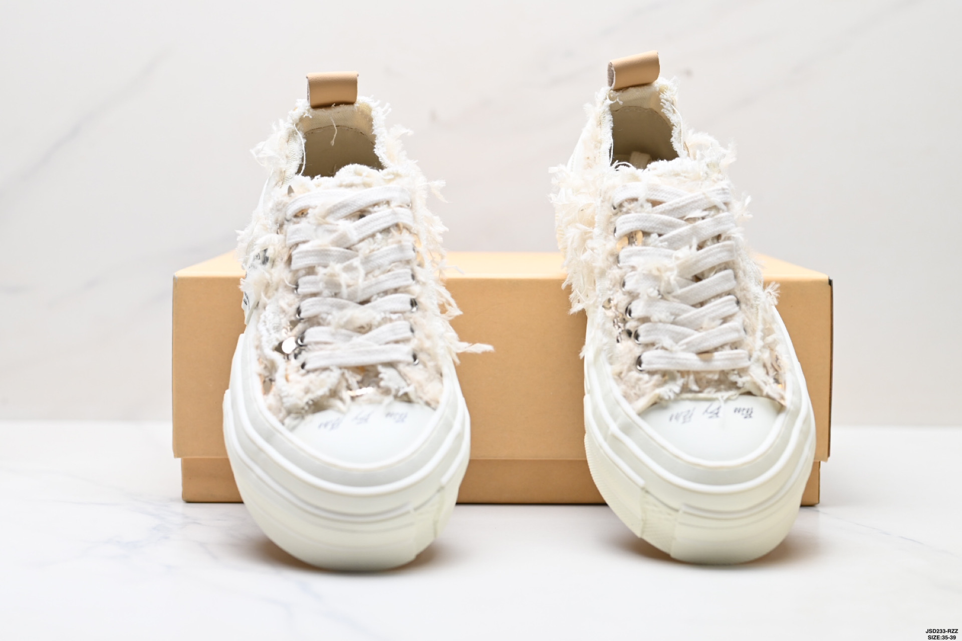 xVESSEL 天鹅之曜 长毛绒亮片 吴建豪低帮 帆布鞋 F20X001