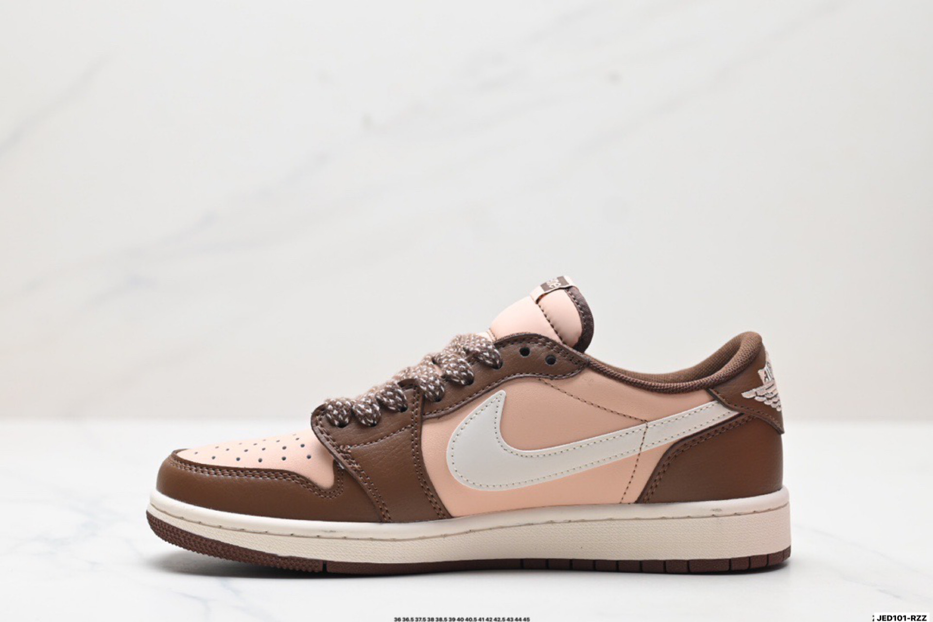 Nike Air Jordan 1 x Travis Scott 'DIY' Zapatillas de Baloncesto - Marrón/Blanco 4 i1758471508387 2047 0 2