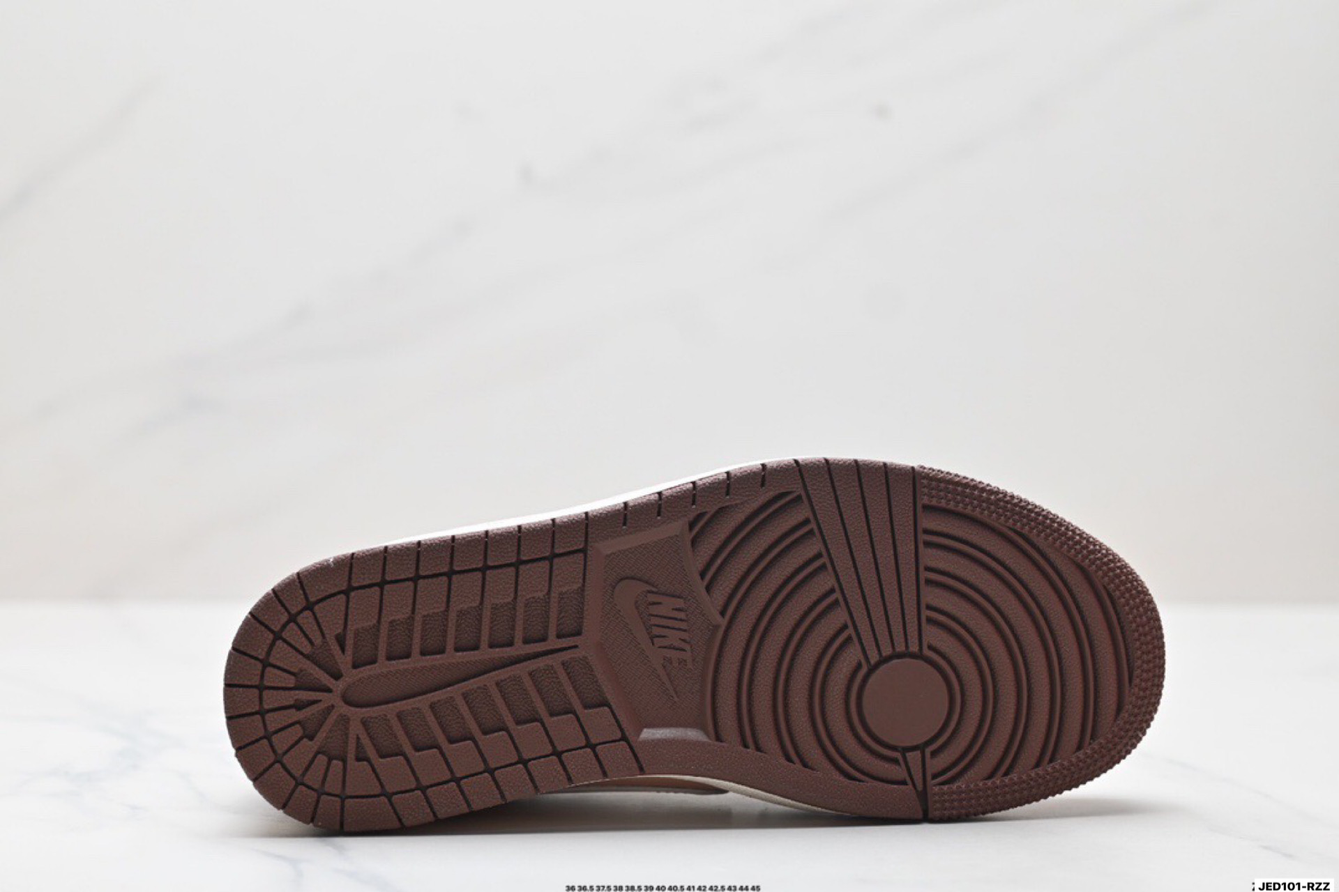 Nike Air Jordan 1 x Travis Scott 'DIY' Zapatillas de Baloncesto - Marrón/Blanco 10 i1758471508387 5908 0 8