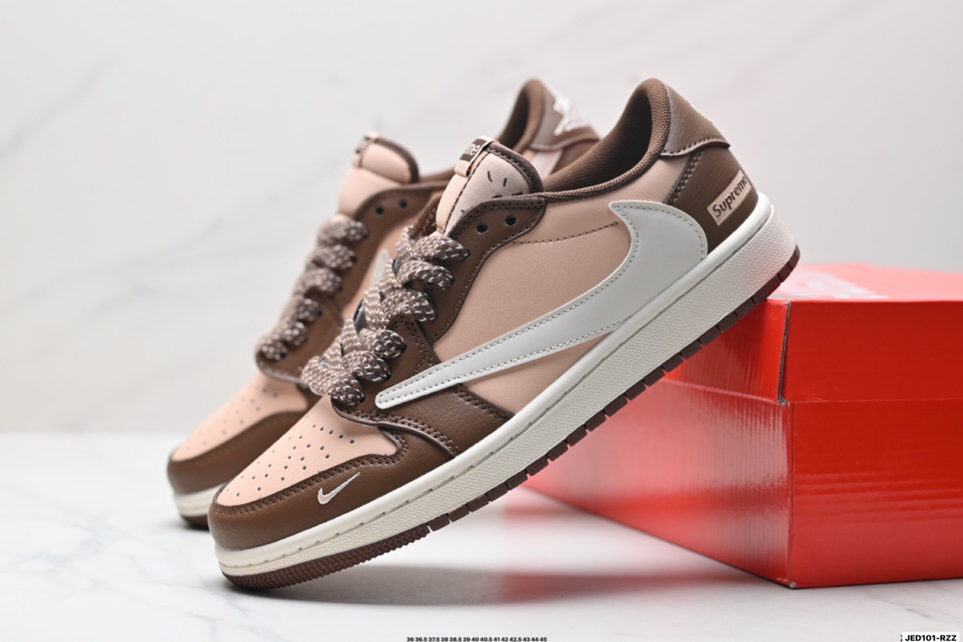 Nike Air Jordan 1 x Travis Scott 'DIY' Zapatillas de Baloncesto - Marrón/Blanco 9 i1758471508764 3984 0 7