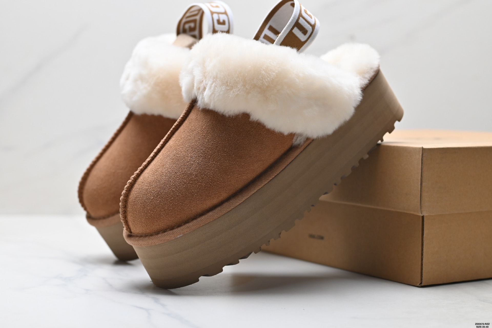 UGG秋冬新皮毛一体羊毛拖鞋加厚底家居拖鞋保暖可拆卸