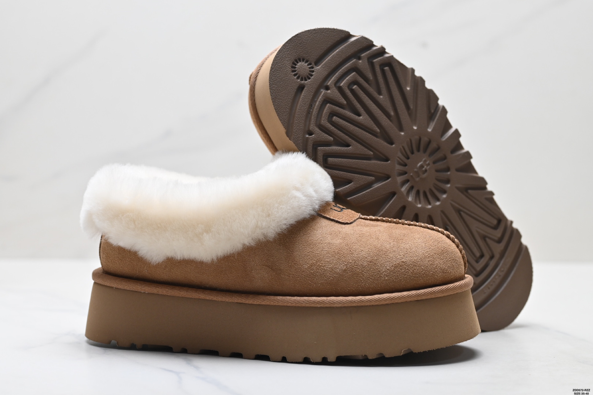 UGG 绒面 英伦风厚底增高柔软舒适 日常通勤 加绒保暖 雪地靴