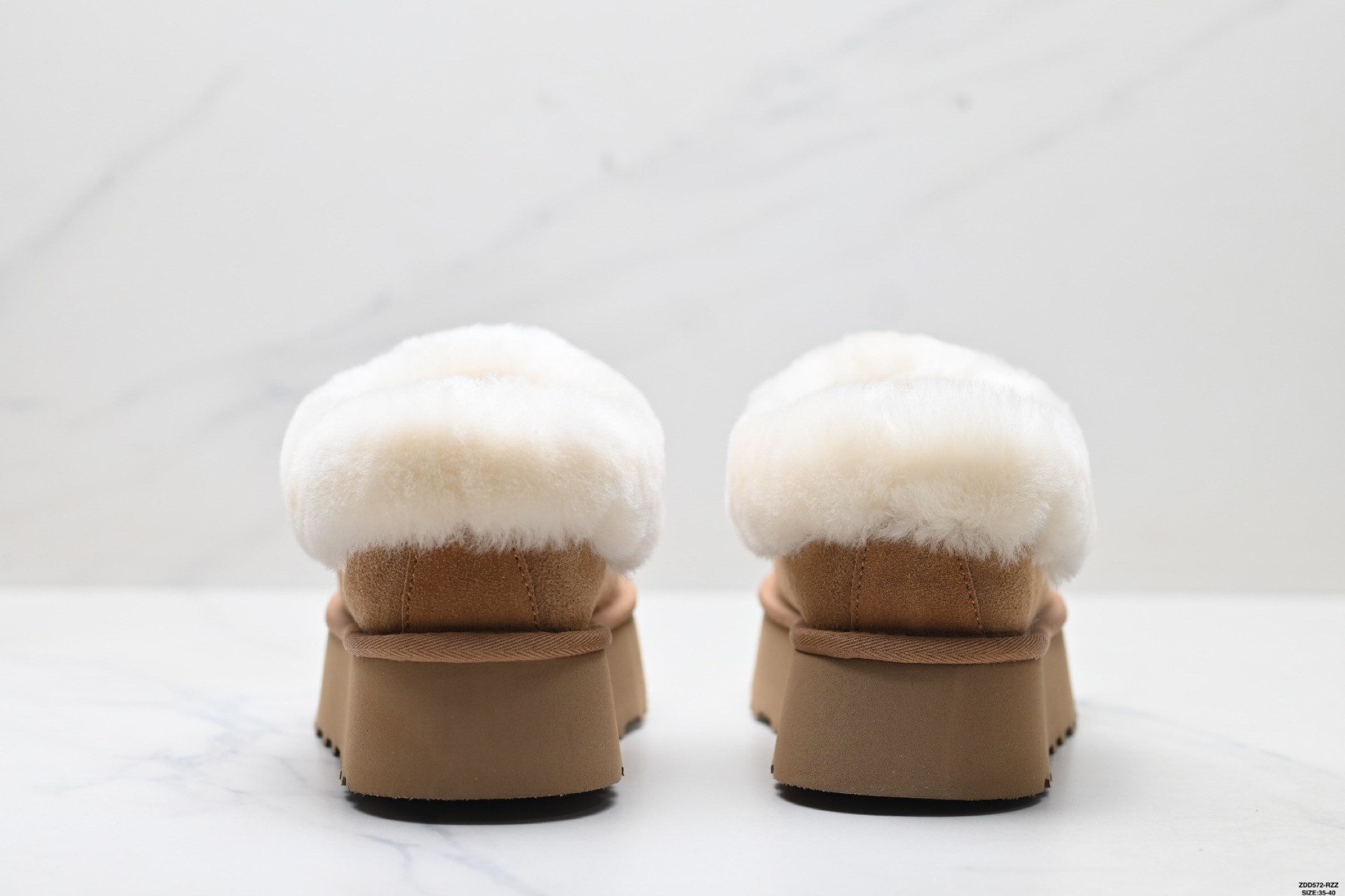 UGG 绒面 英伦风厚底增高柔软舒适 日常通勤 加绒保暖 雪地靴