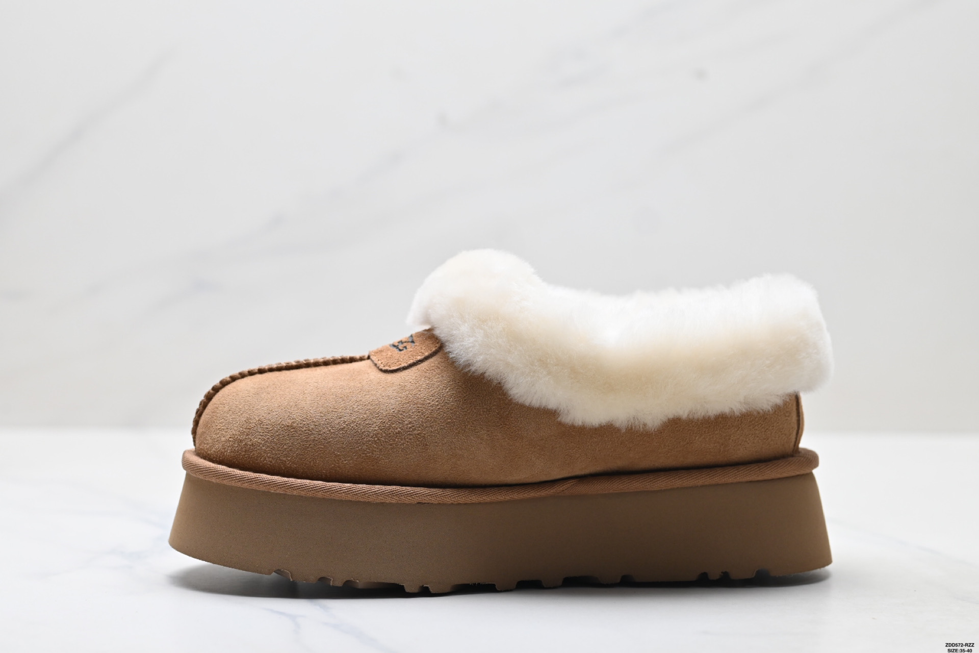 UGG 绒面 英伦风厚底增高柔软舒适 日常通勤 加绒保暖 雪地靴