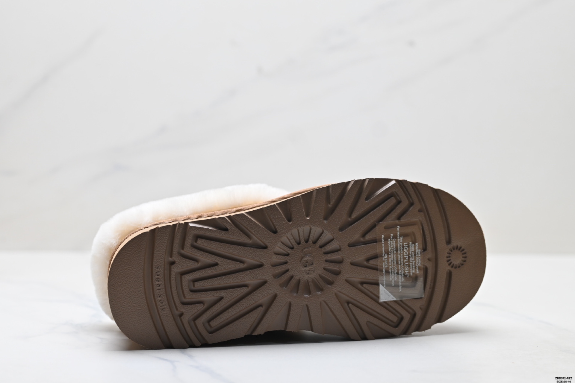 UGG 绒面 英伦风厚底增高柔软舒适 日常通勤 加绒保暖 雪地靴