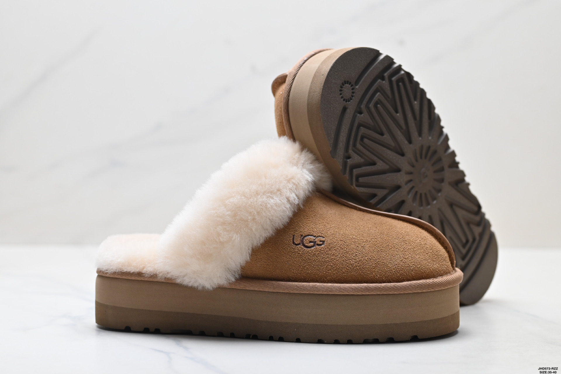 UGG 牛反绒 保暖耐磨防滑 杨幂同款 个性百搭通勤潮流 短筒 雪地靴