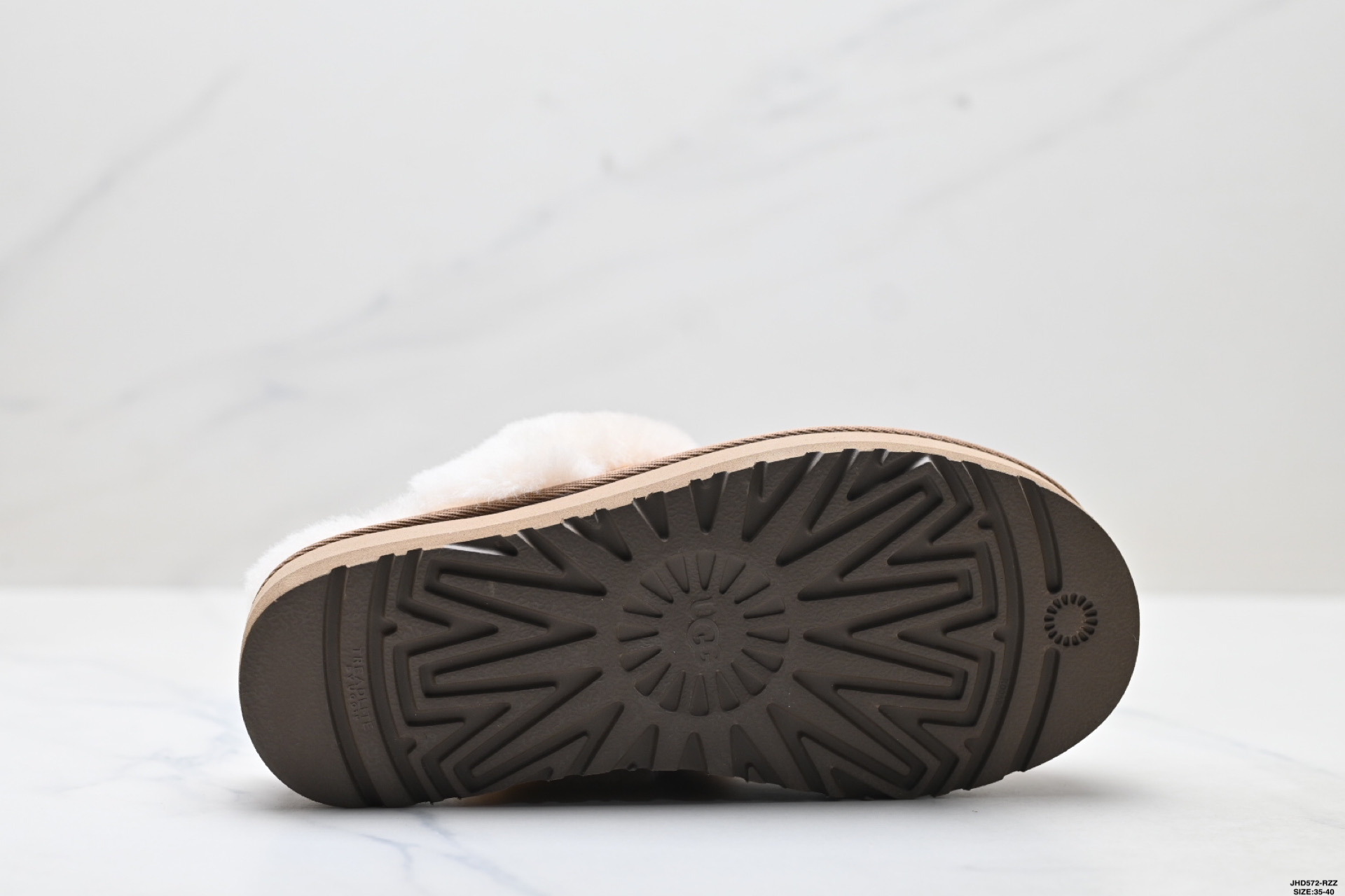 UGG 牛反绒 保暖耐磨防滑 杨幂同款 个性百搭通勤潮流 短筒 雪地靴