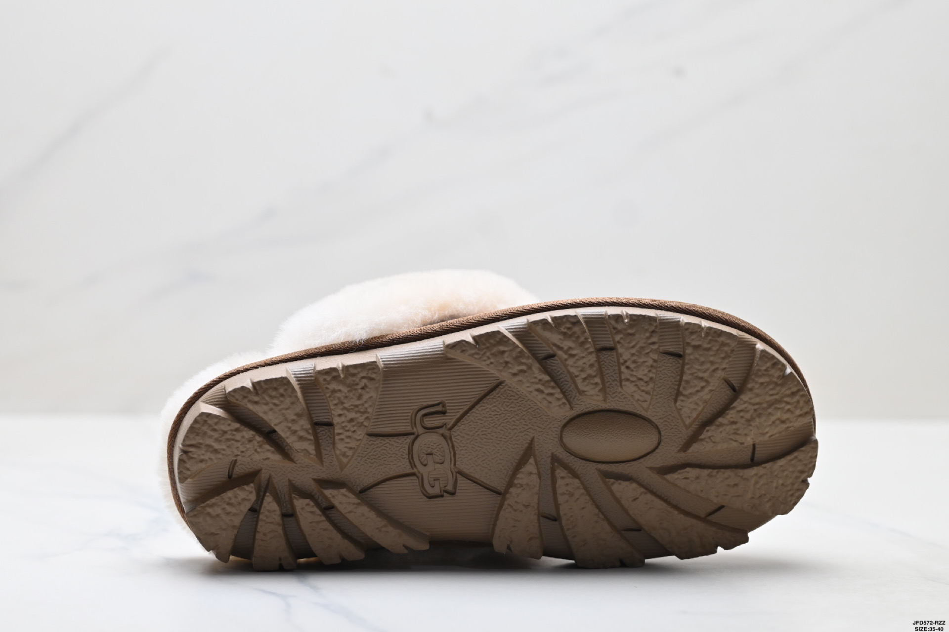 UGG羊皮毛一体 百搭休闲毛拖 舒适保暖防水雪地靴