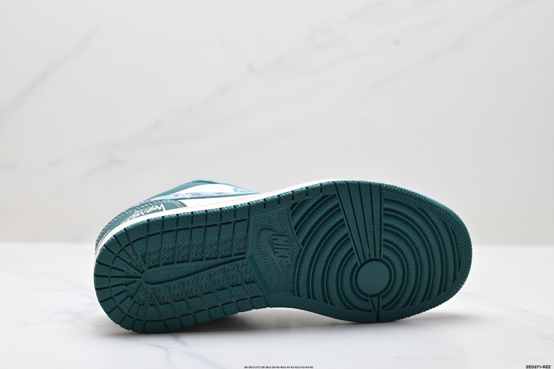 Nike Air Jordan 1 Low AJ1乔1低帮休闲板鞋 QG1988-012