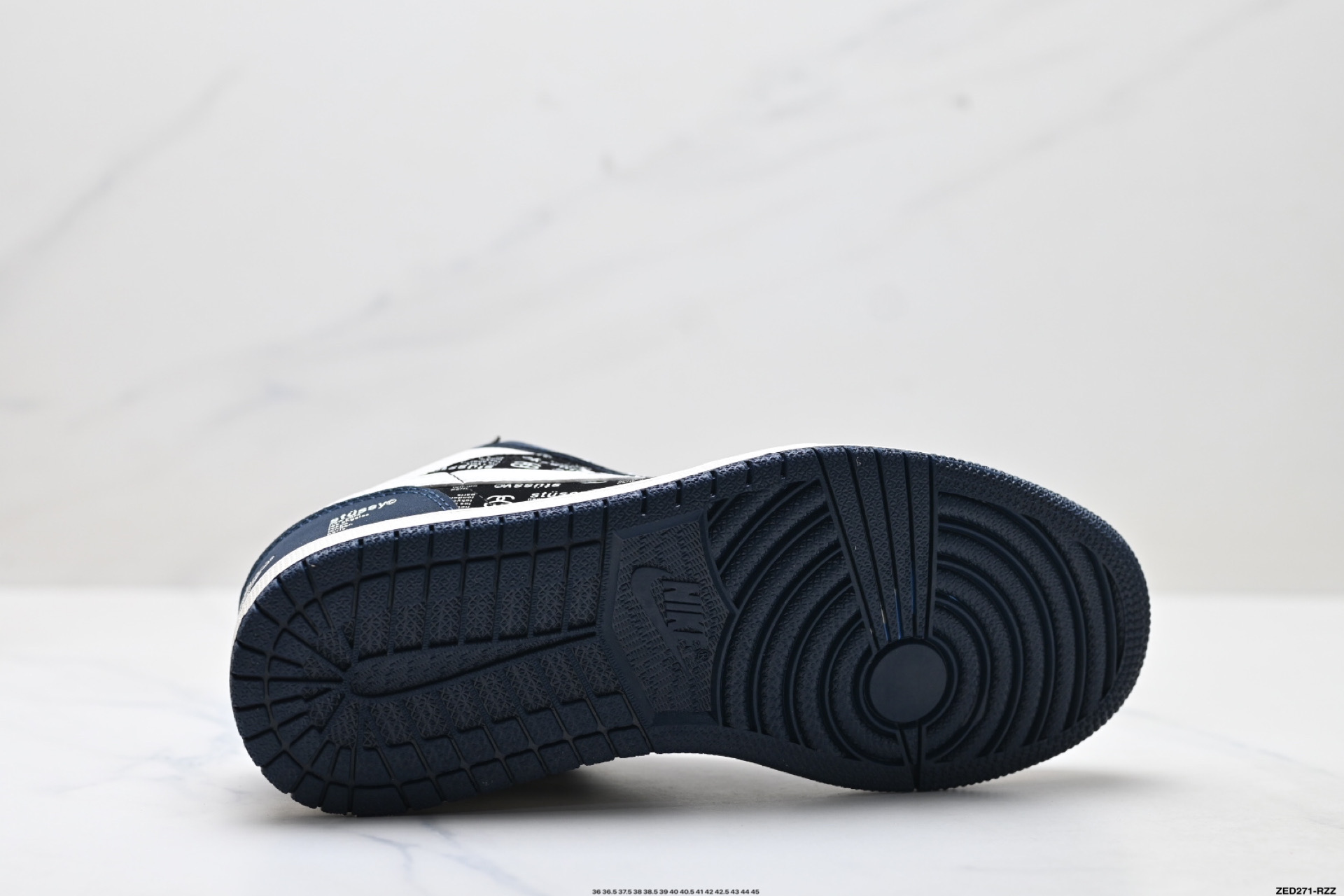 Nike Air Jordan 1 Low AJ1乔1低帮休闲板鞋 LD8888-004