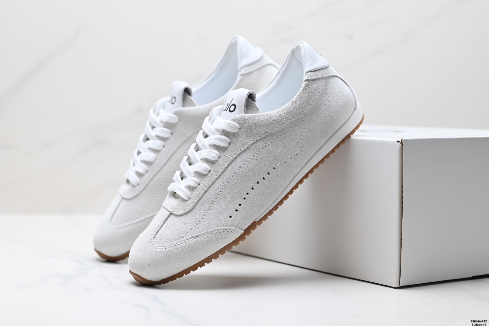 LO YOGAALOSunset新款运动鞋绒面革低帮薄底休闲鞋简约风