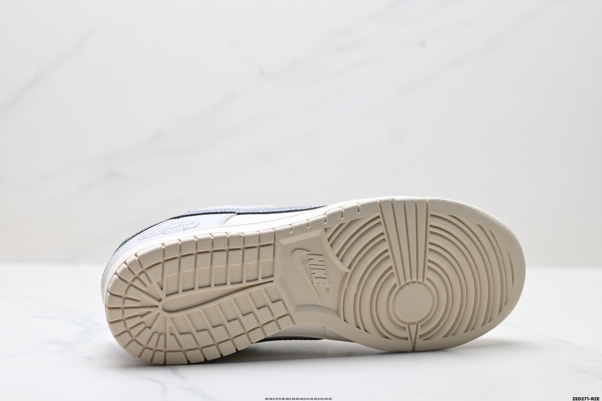 Nike Dunk Low Retro ‘DIY高端定制’耐克 低帮休闲运动板鞋 ZH2598-276