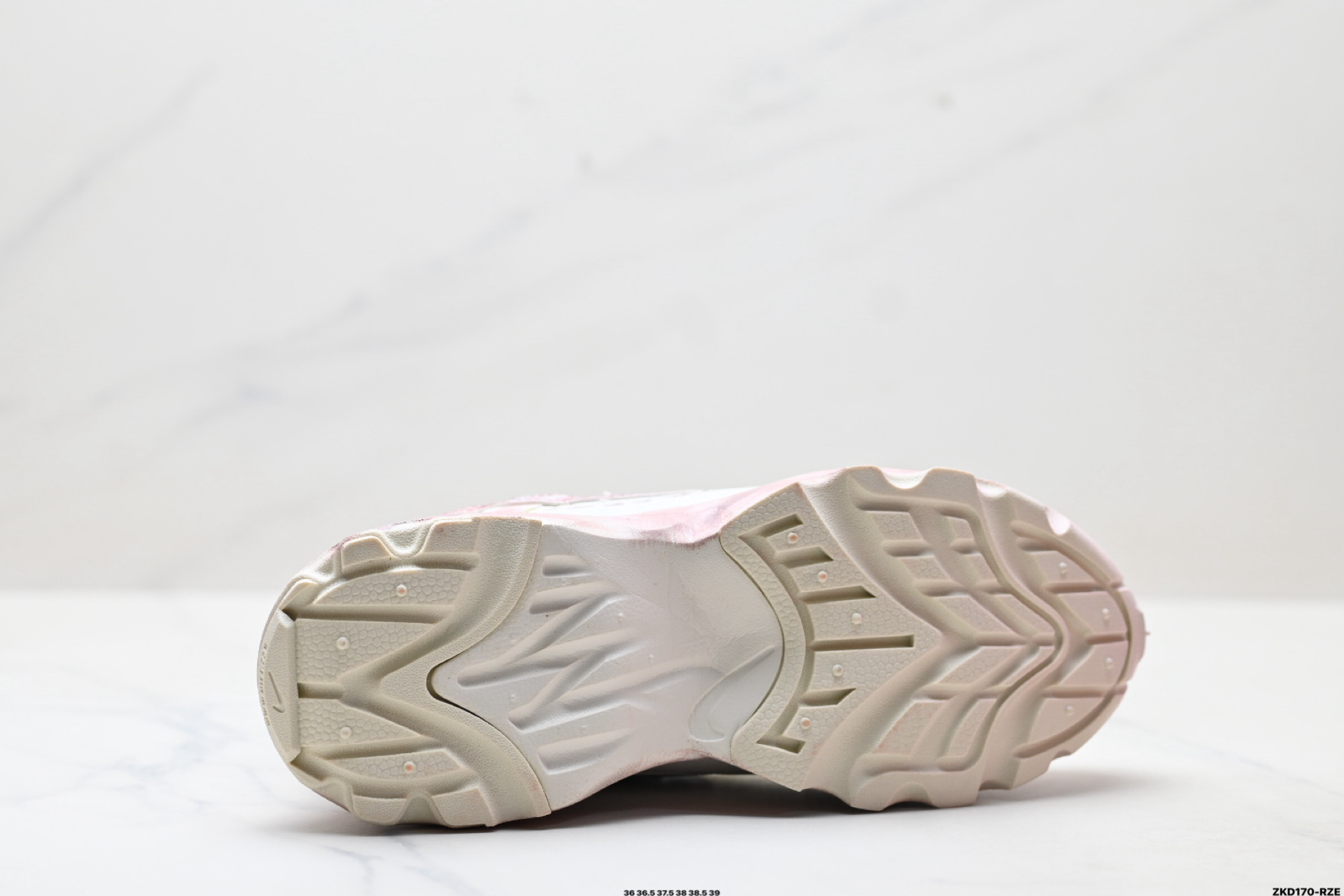 Nike Tc 7900 ‘DIY’定制 耐克 增高厚底休闲老爹鞋 DD9682-100