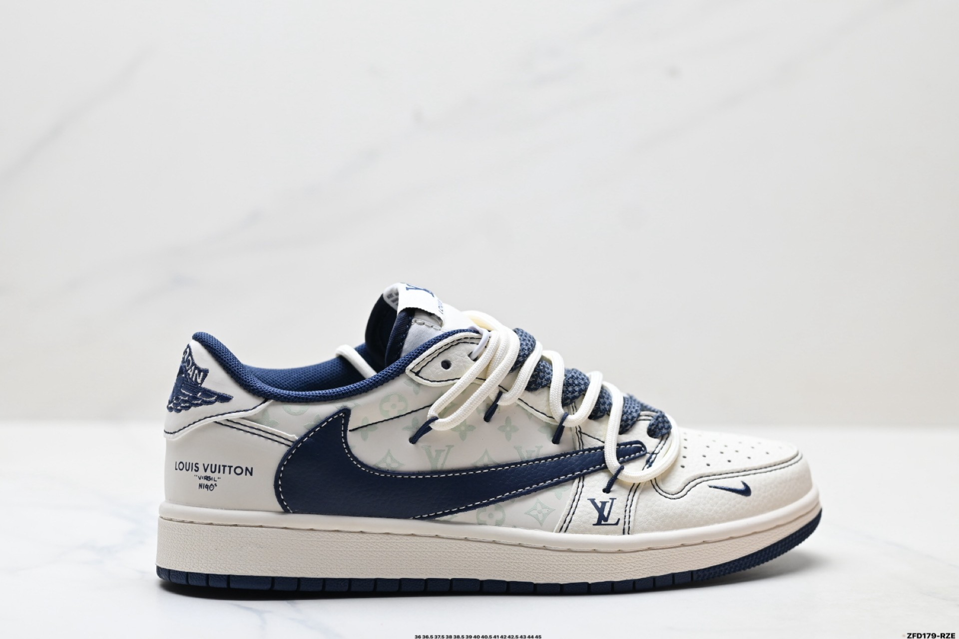 Nike Air Jordan 1 x Travis Scott AJ1倒勾 乔一倒钩 ‘DIY’定制 耐克 低帮文化篮球鞋 HT5088-603 Nike Air Jordan 1 x Travis Scott AJ1倒勾 乔一倒钩 ‘DIY’定制 耐克 低帮文化篮球鞋 HT5088-603