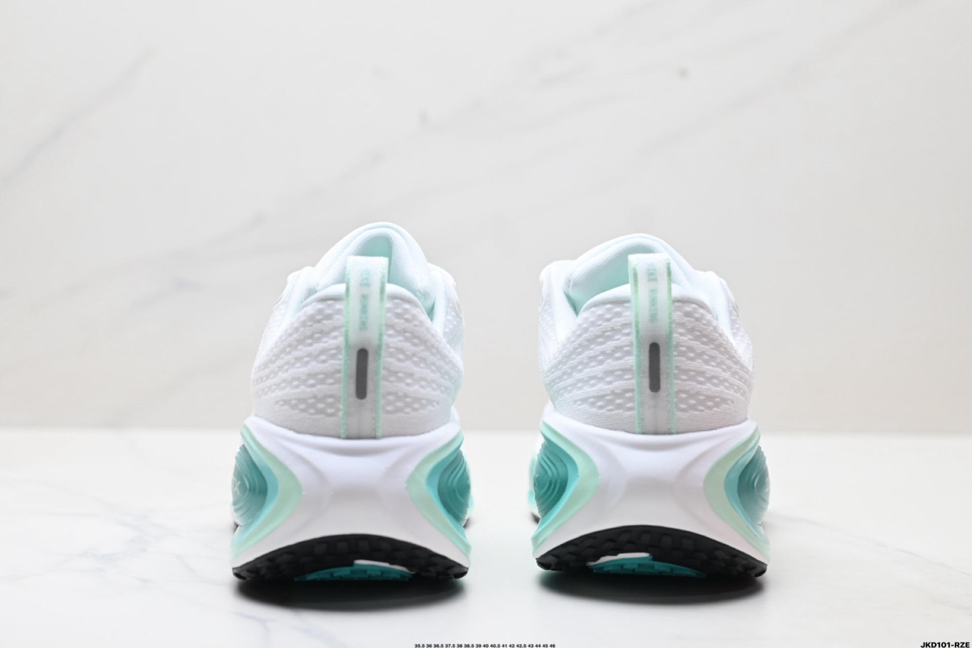 Nike VOMERO PLUS 耐克 舒适减震防滑 低帮跑步鞋 全掌ReactX泡绵中底 ReactX泡绵 HV8154-100 Nike VOMERO PLUS 耐克 舒适减震防滑 低帮跑步鞋 全掌ReactX泡绵中底 ReactX泡绵 HV8154-100