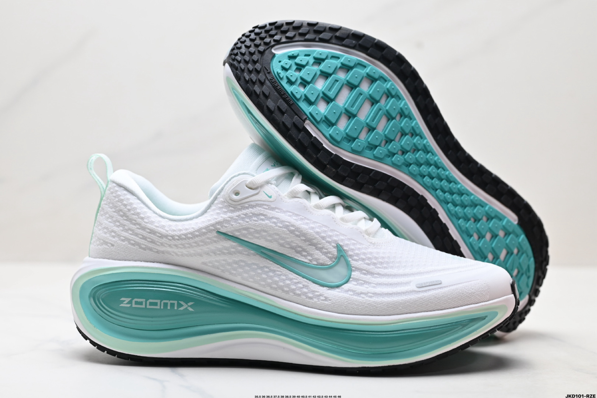 Nike VOMERO PLUS 耐克 舒适减震防滑 低帮跑步鞋 全掌ReactX泡绵中底 ReactX泡绵 HV8154-100 Nike VOMERO PLUS 耐克 舒适减震防滑 低帮跑步鞋 全掌ReactX泡绵中底 ReactX泡绵 HV8154-100