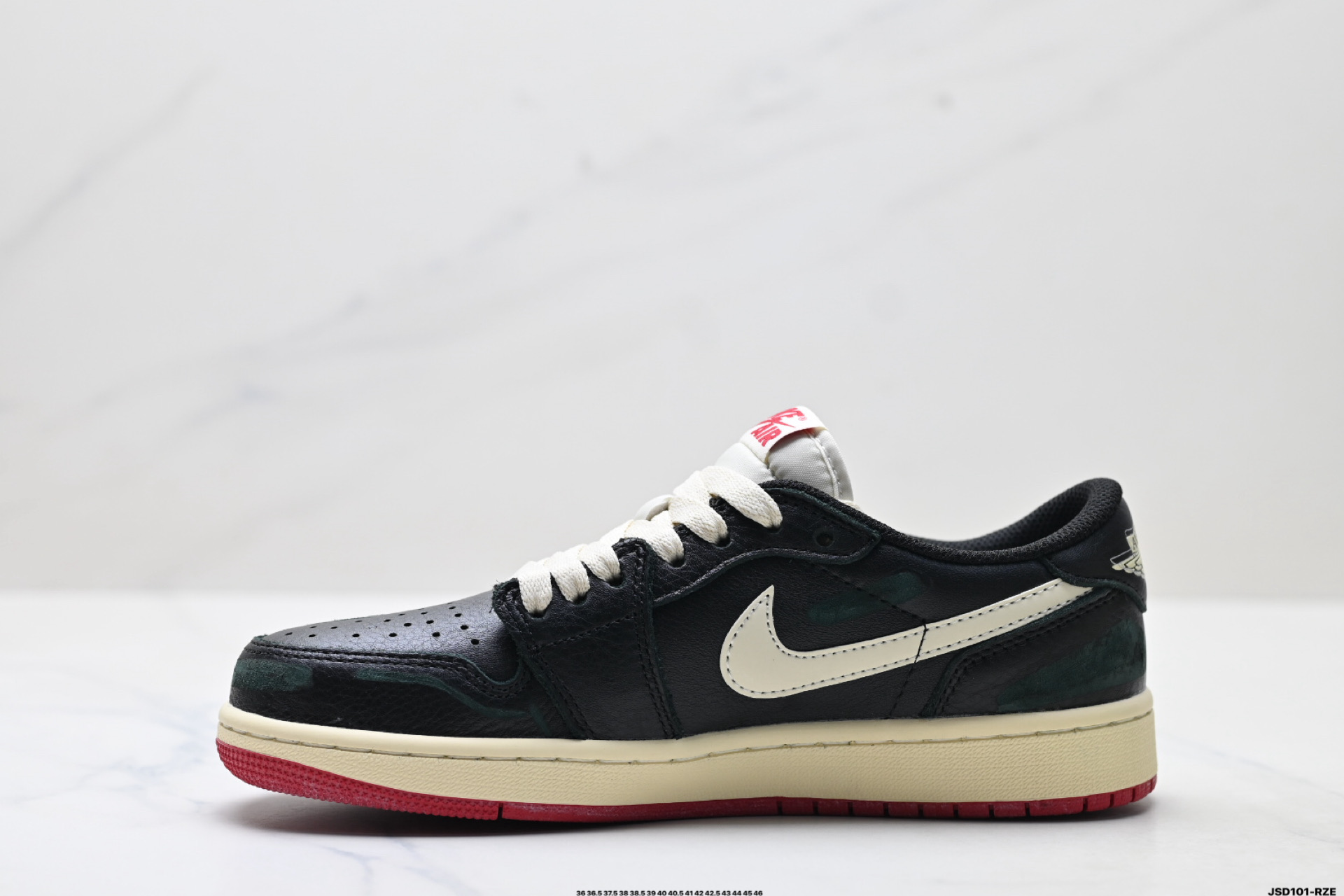 Nike Air Jordan 1 Retro Low OG: Estilo y Comodidad en Cada Paso 4 i1758558000804 3831 0 2
