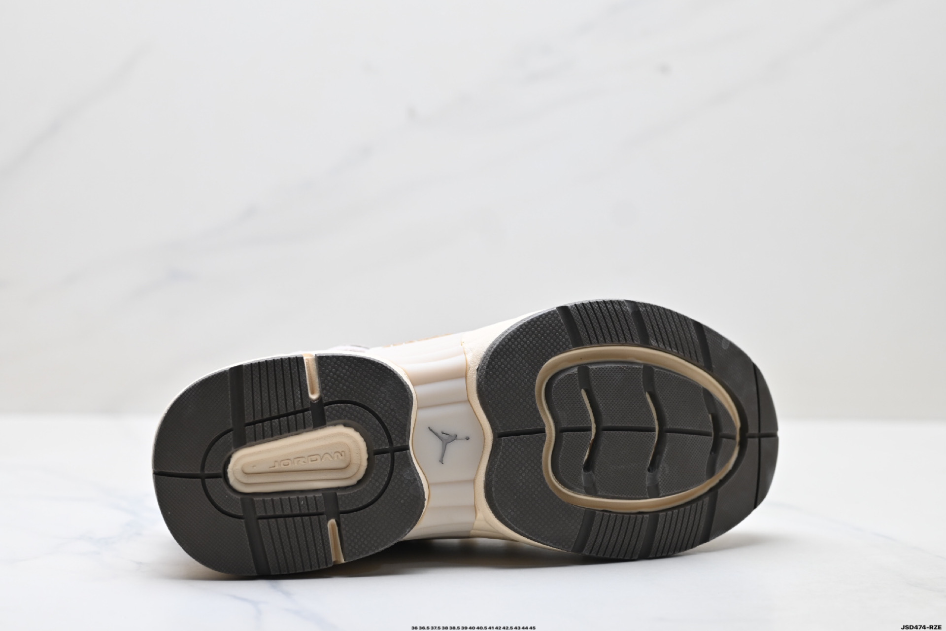 Jordan Trunner O/S Clásicas Zapatillas Casuales Unisex - Soporte y Transpirabilidad 10 i1758559178414 989 0 8