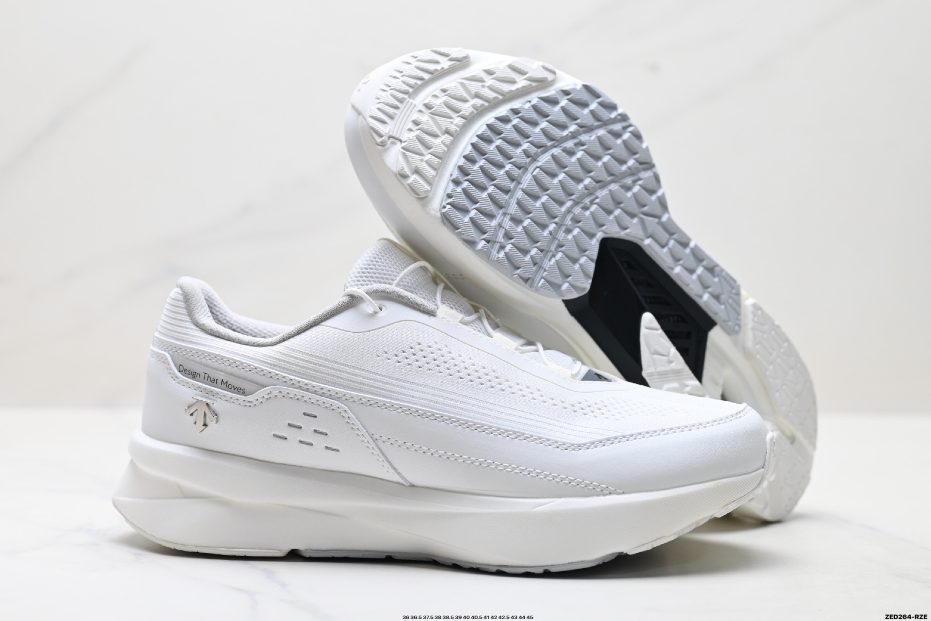 270 DESCENTE迪桑特秋季男女同款跑步系列运动健身流体鞋 D4331RRN28