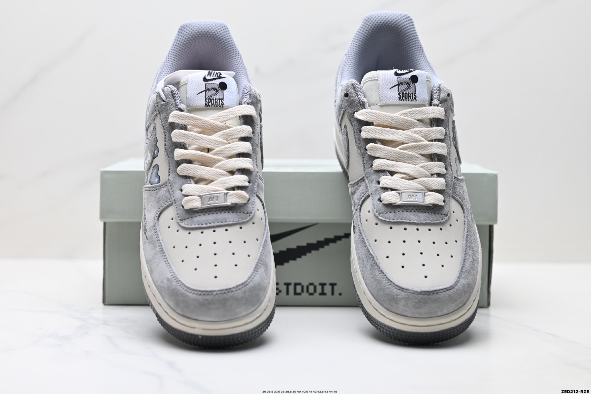 NIKE AIR FORCE 1‘07 CW2288-668