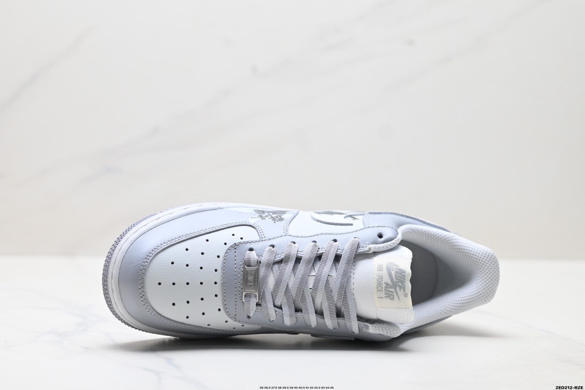 NIKE AIR FORCE 1‘07 CW1888-060 NIKE AIR FORCE 1‘07 CW1888-060