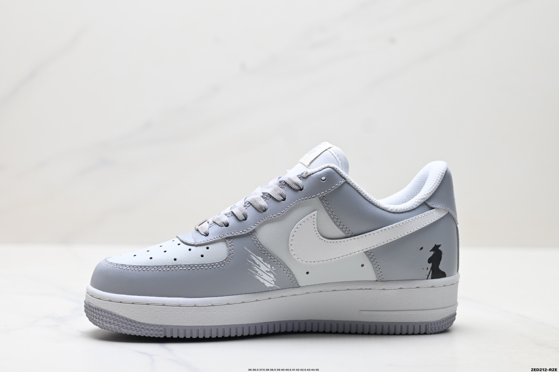 NIKE AIR FORCE 1‘07 CW1888-060 NIKE AIR FORCE 1‘07 CW1888-060