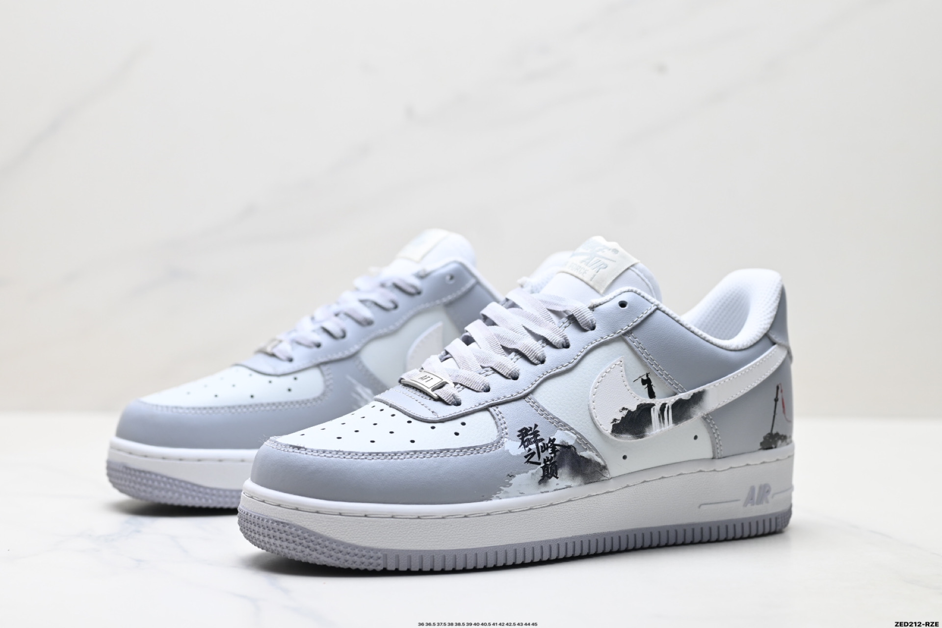 NIKE AIR FORCE 1‘07 CW1888-060 NIKE AIR FORCE 1‘07 CW1888-060