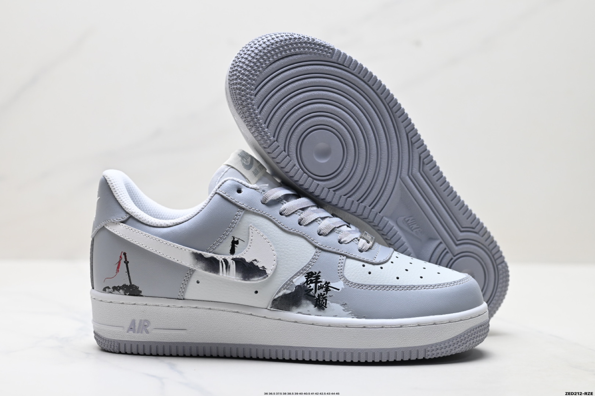 NIKE AIR FORCE 1‘07 CW1888-060 NIKE AIR FORCE 1‘07 CW1888-060