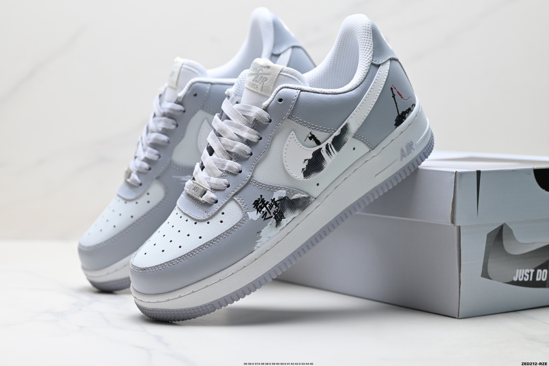 NIKE AIR FORCE 1‘07 CW1888-060 NIKE AIR FORCE 1‘07 CW1888-060