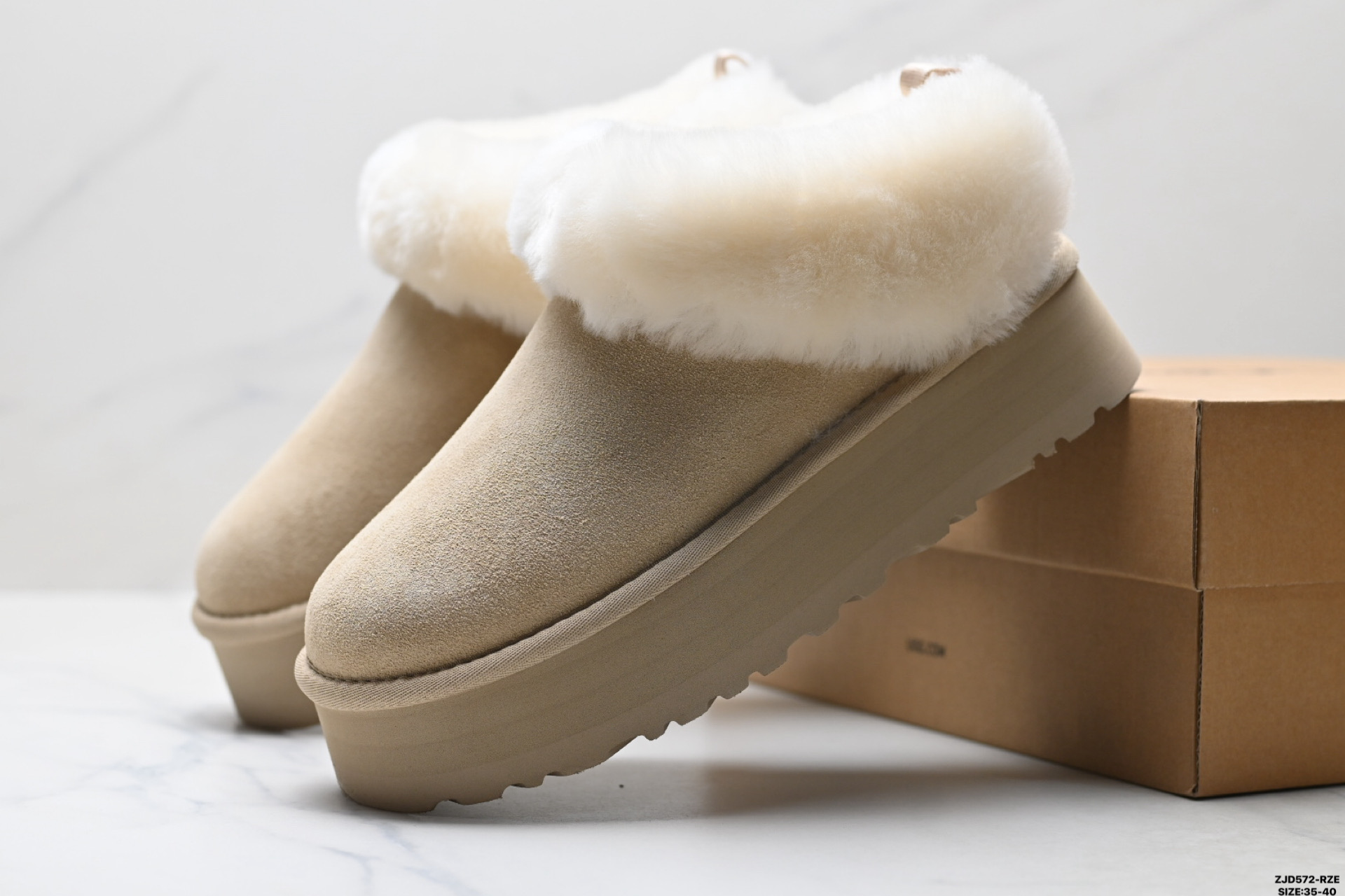 UGG Classic Comfortable Botines de Plataforma para Mujer - Comodidad y Estilo 3 i1758559349004 1862 0 7