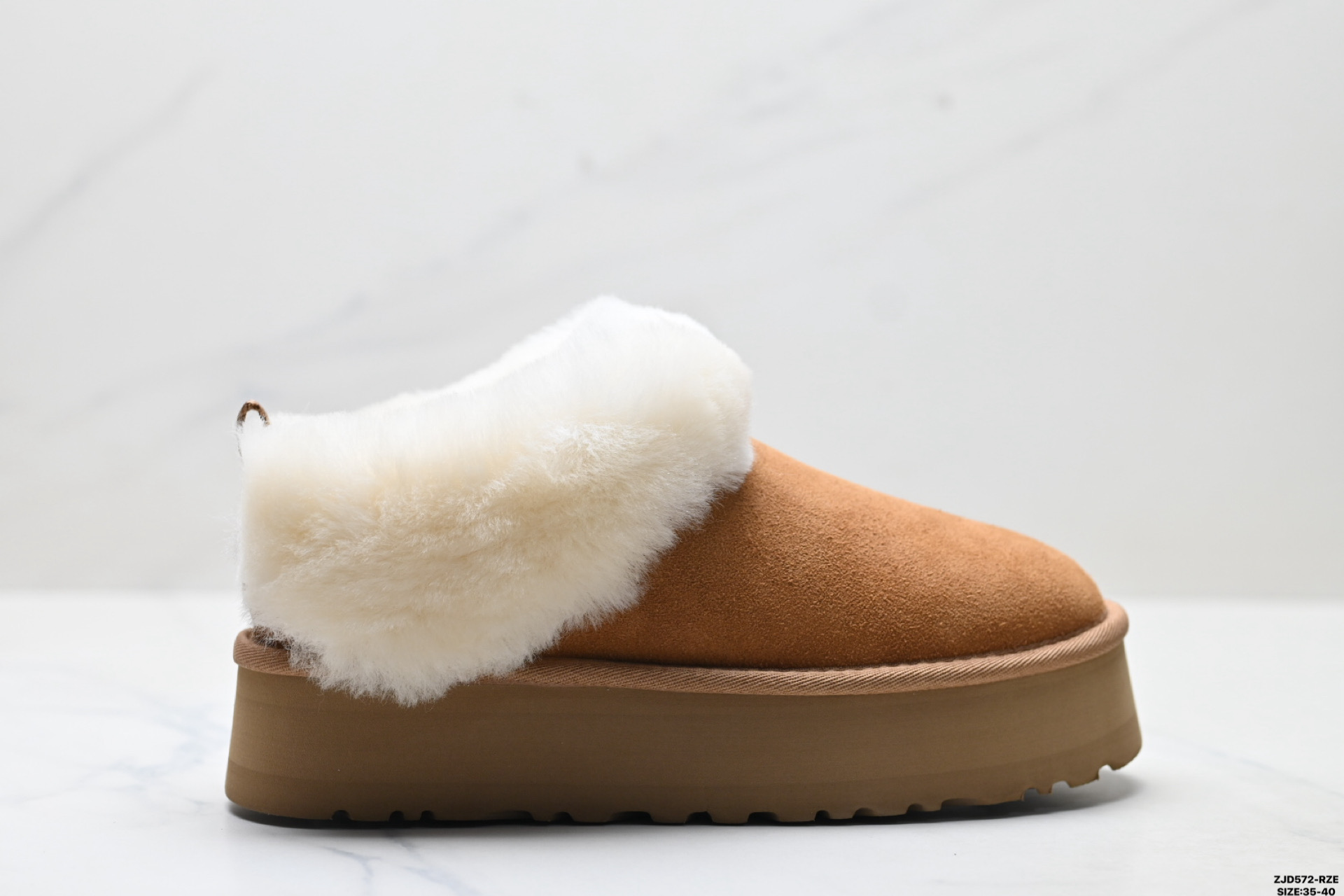 UGG Classic Comfortable Botines de Plataforma para Mujer - Comodidad y Estilo 5 i1758559424065 4491 0 0