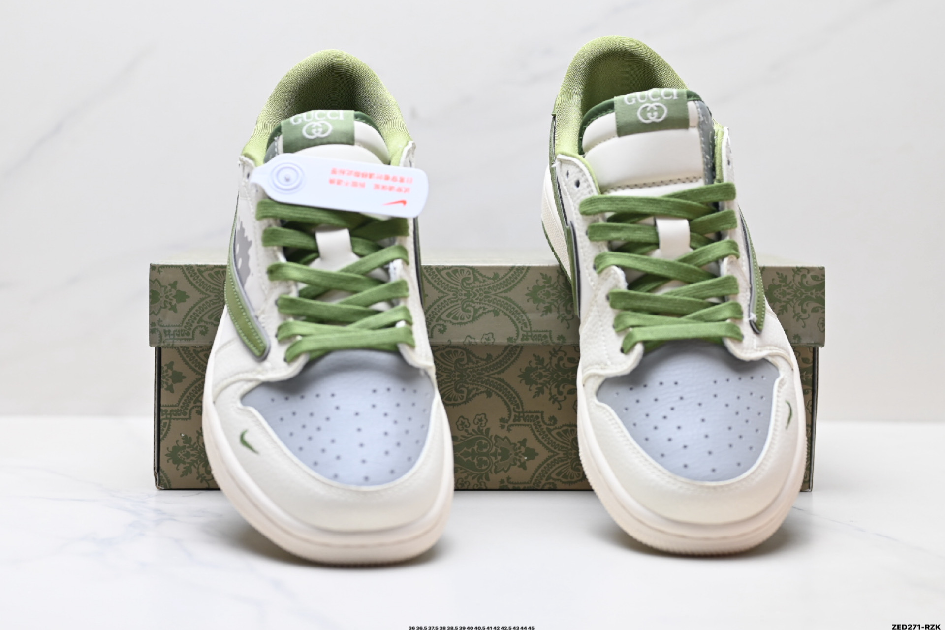 Nike Air Jordan 1 x Travis Scott AJ1倒勾 乔一倒钩 ‘DIY’定制 耐克 低帮文化篮球鞋 XD0798-307