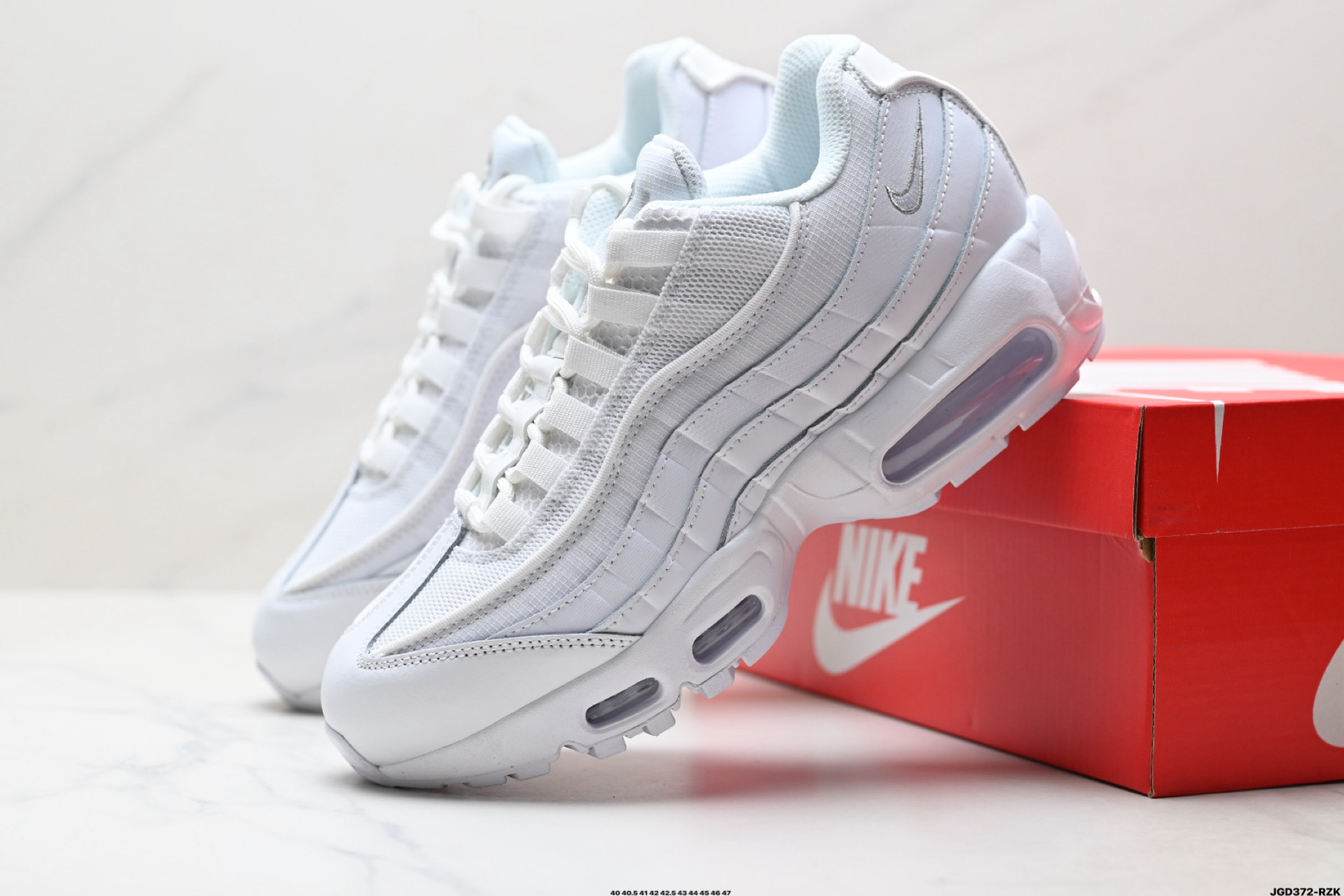 NIKE AIR 95 耐克 气垫复古慢跑百搭鞋休闲运动鞋 CI3705-001
