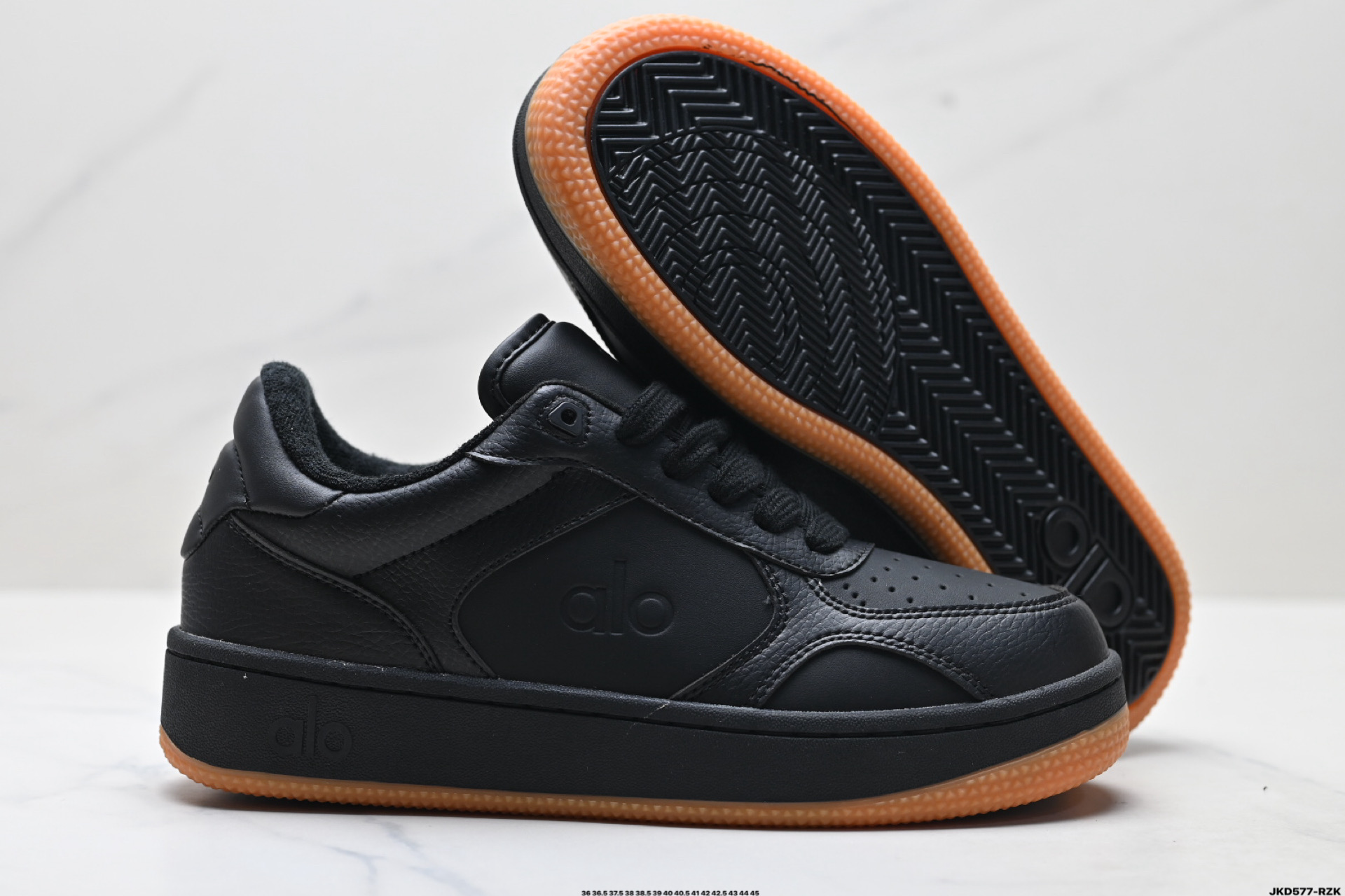 170 Alo Yoga Recovery Mode 百搭轻便 防滑减震低帮板鞋