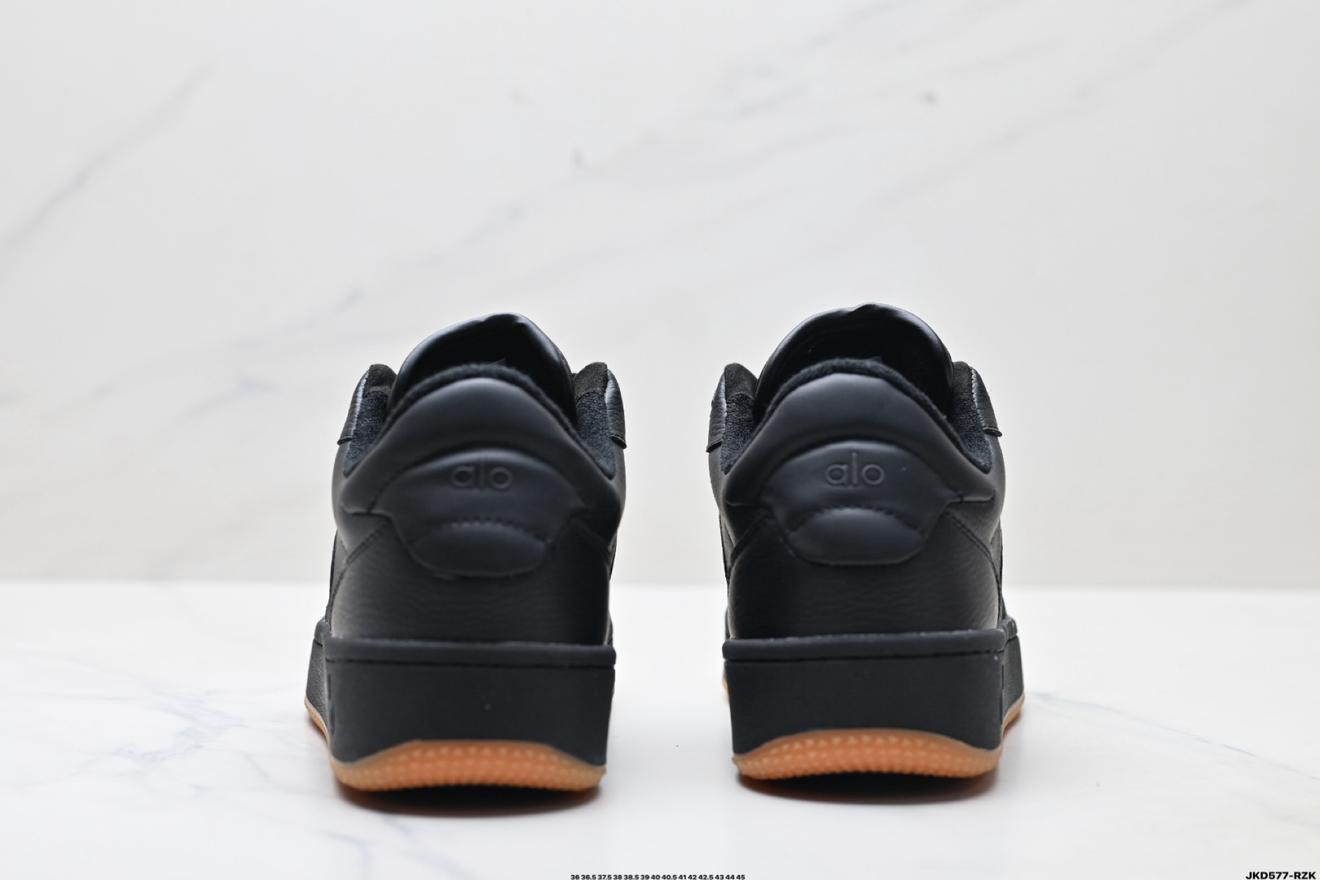 170 Alo Yoga Recovery Mode 百搭轻便 防滑减震低帮板鞋