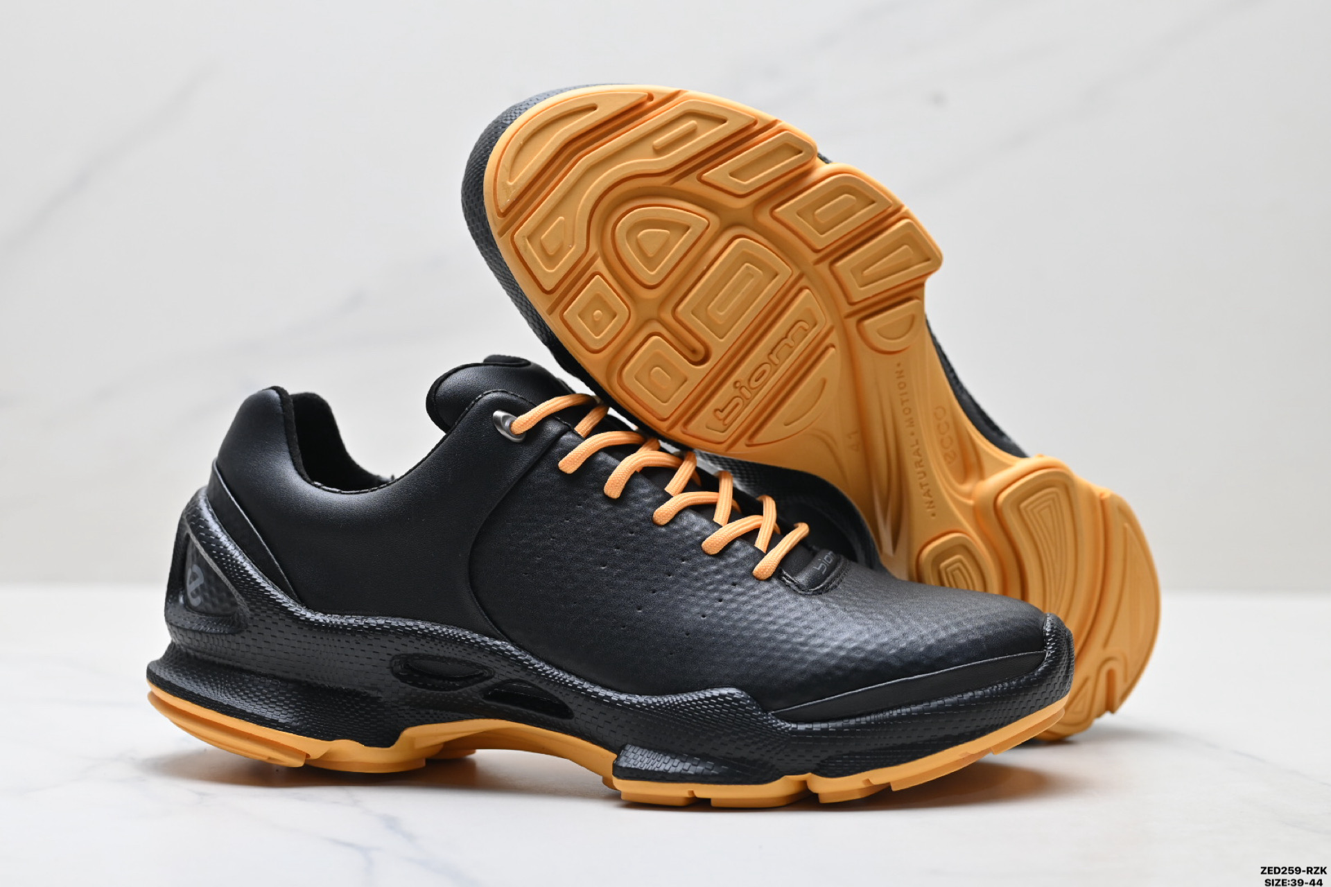 270 Ecco爱步 BIOM C 系列 牛皮 圆头厚底系带 低帮 徒步鞋 800434-610