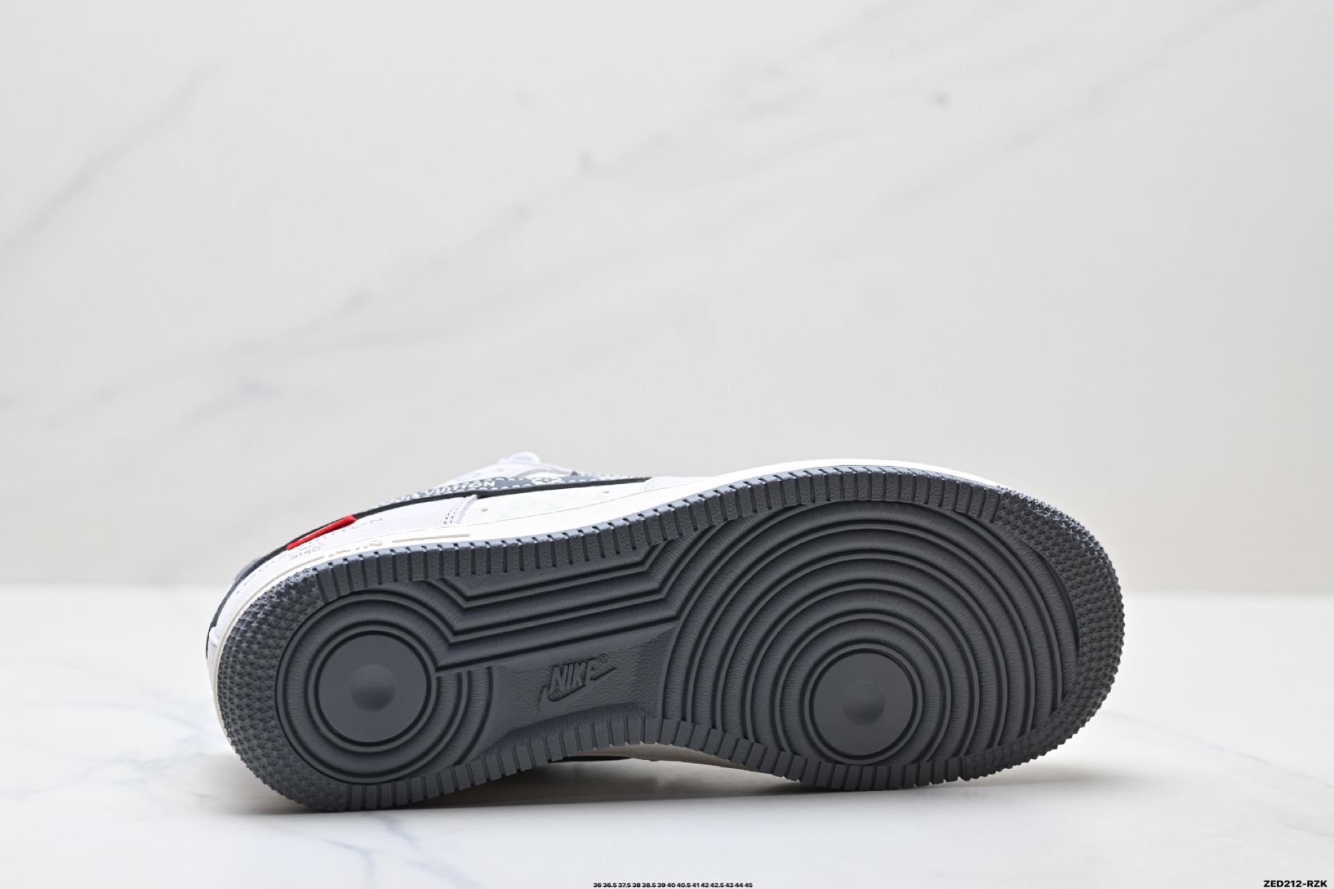 NIKE AIR FORCE 1‘07 CX5050-Y25