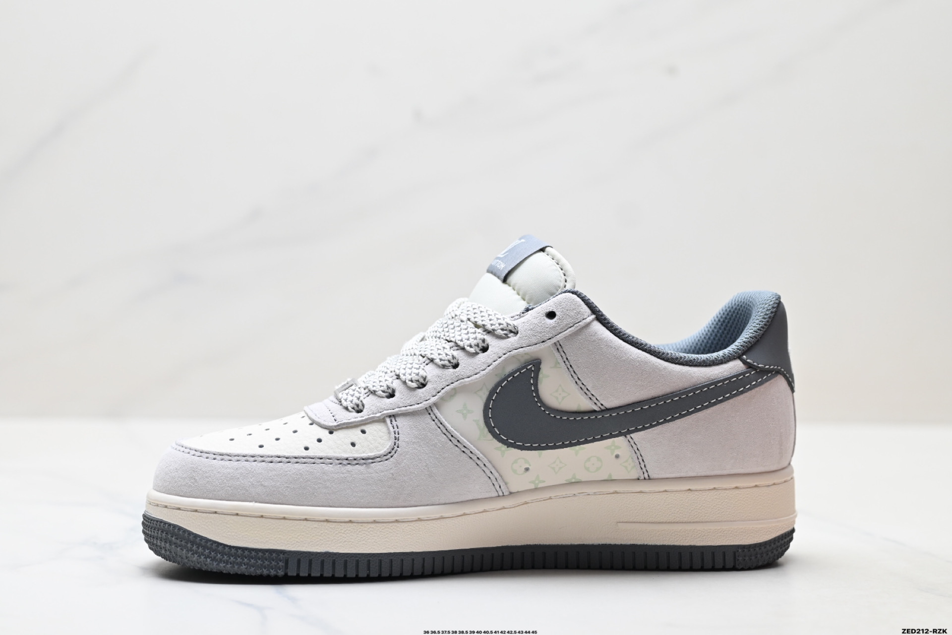 NIKE AIR FORCE 1‘07 CX5050-Y25