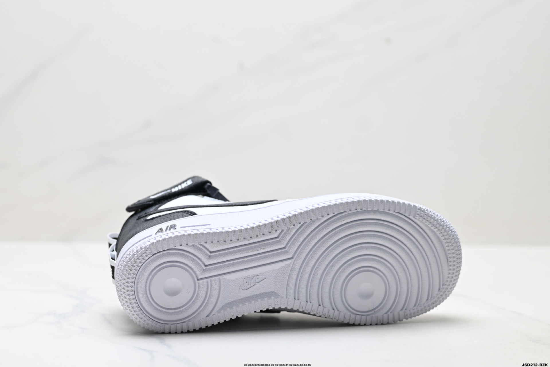 Nike Air Force 1 Mid 07 804609-103